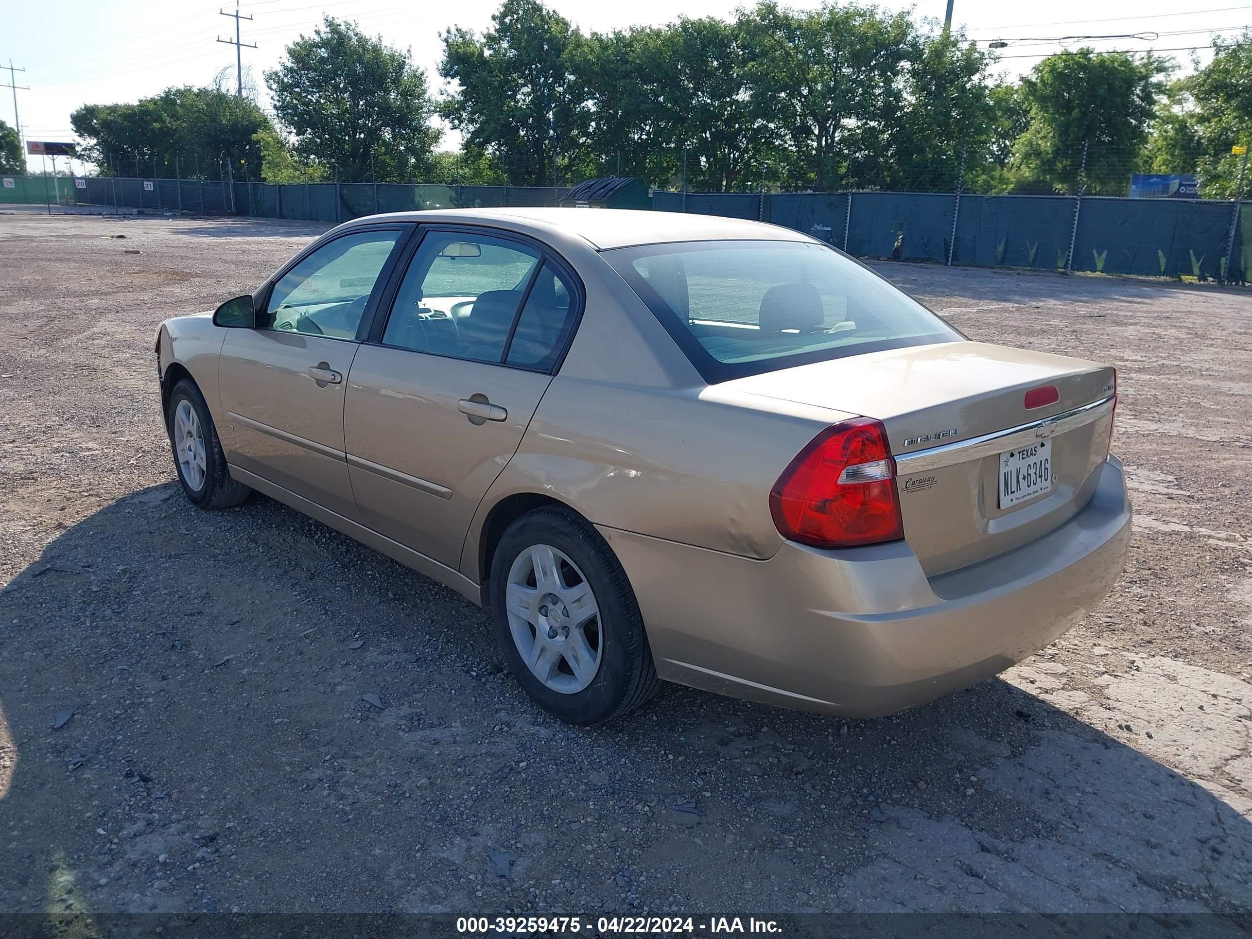 Photo 2 VIN: 1G1ZT58N17F180441 - CHEVROLET MALIBU 