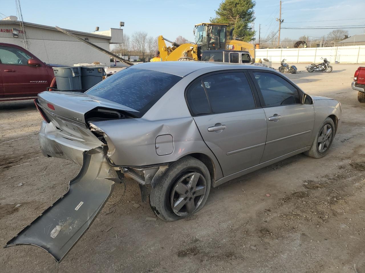 Photo 2 VIN: 1G1ZT58N38F126009 - CHEVROLET MALIBU 