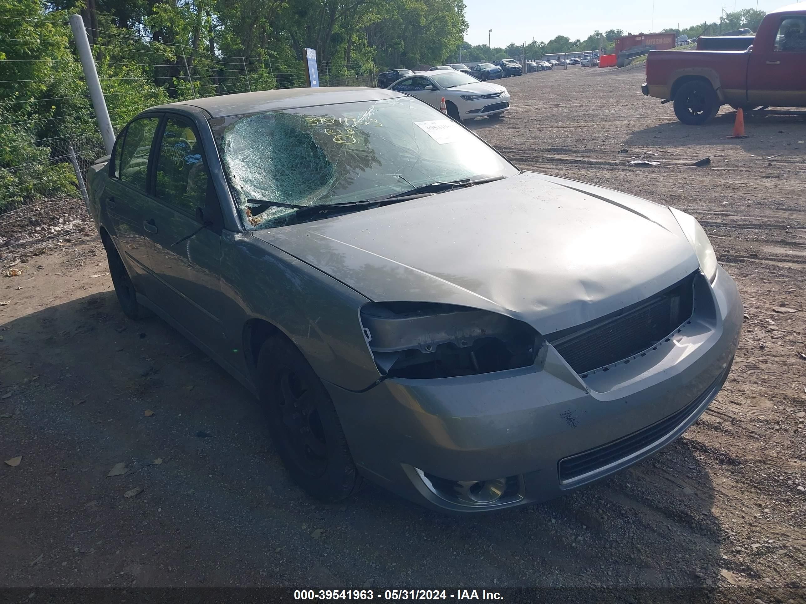 Photo 5 VIN: 1G1ZT58N57F124602 - CHEVROLET MALIBU 