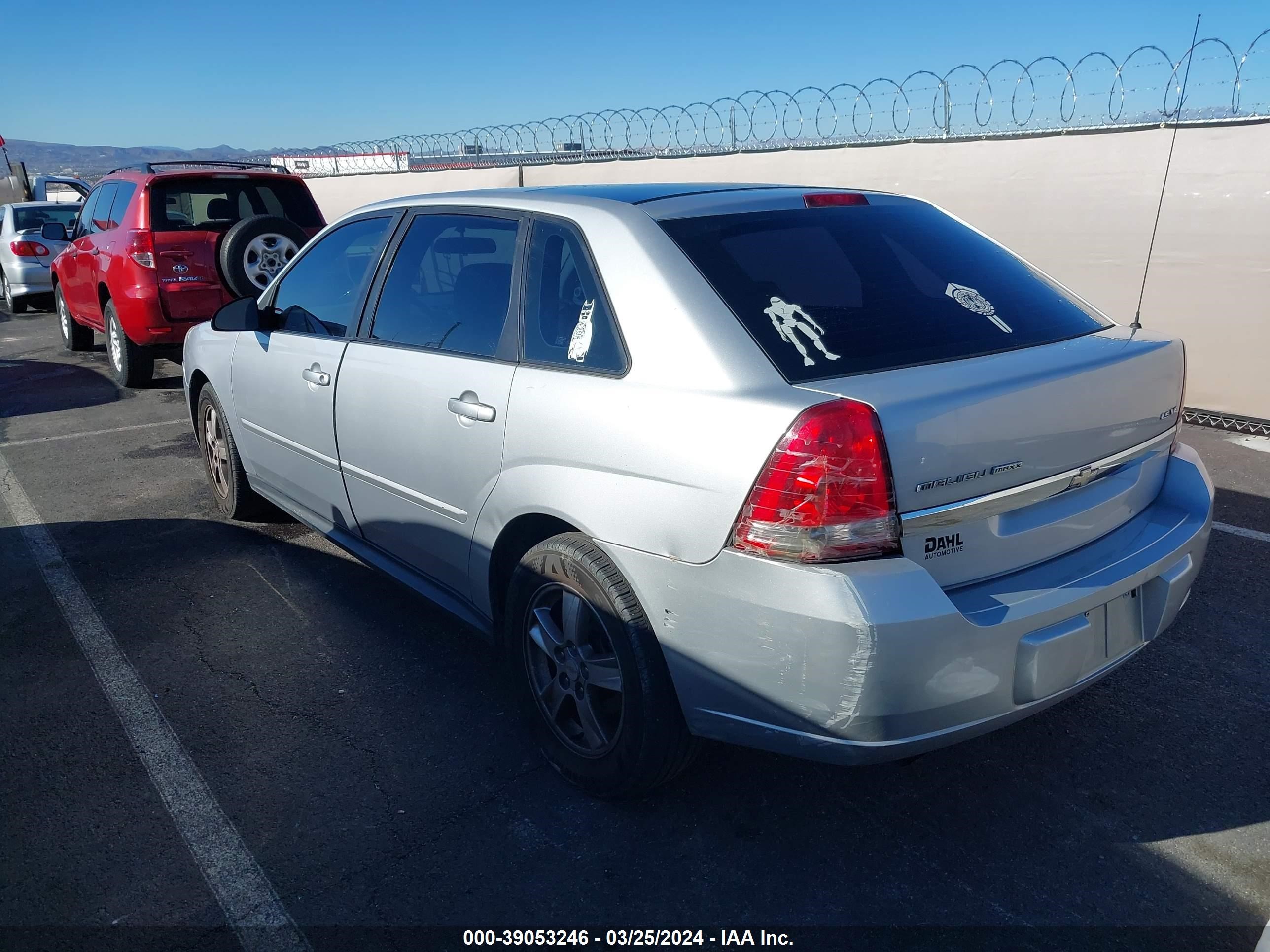 Photo 2 VIN: 1G1ZT62835F266386 - CHEVROLET MALIBU 