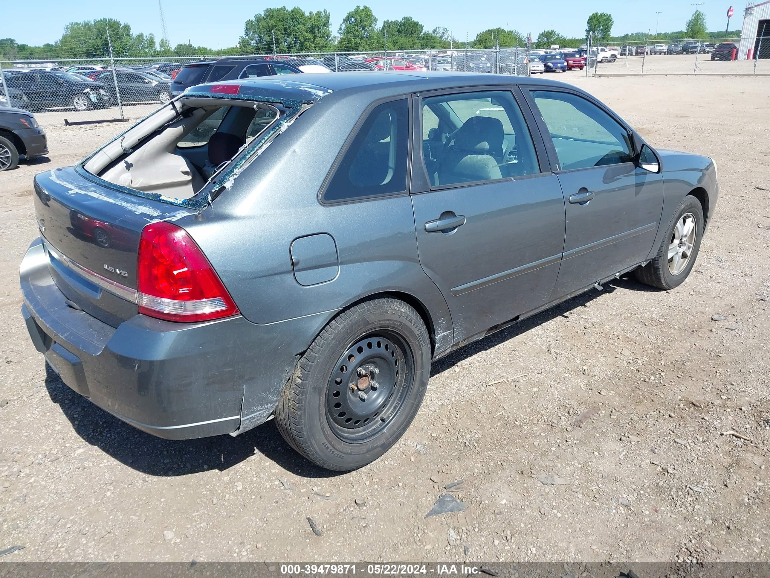 Photo 3 VIN: 1G1ZT64804F217657 - CHEVROLET MALIBU 