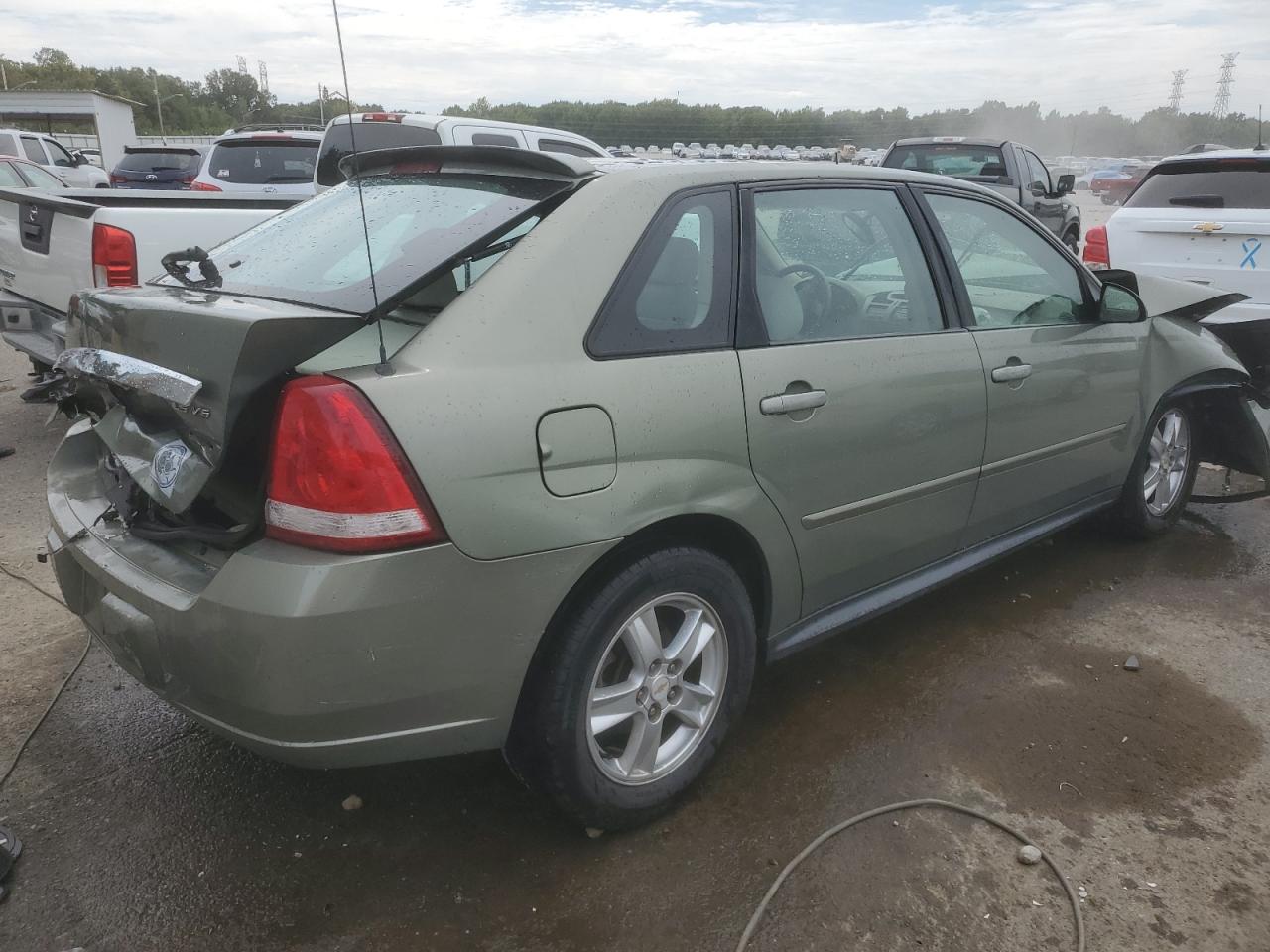 Photo 2 VIN: 1G1ZT64825F112751 - CHEVROLET MALIBU 