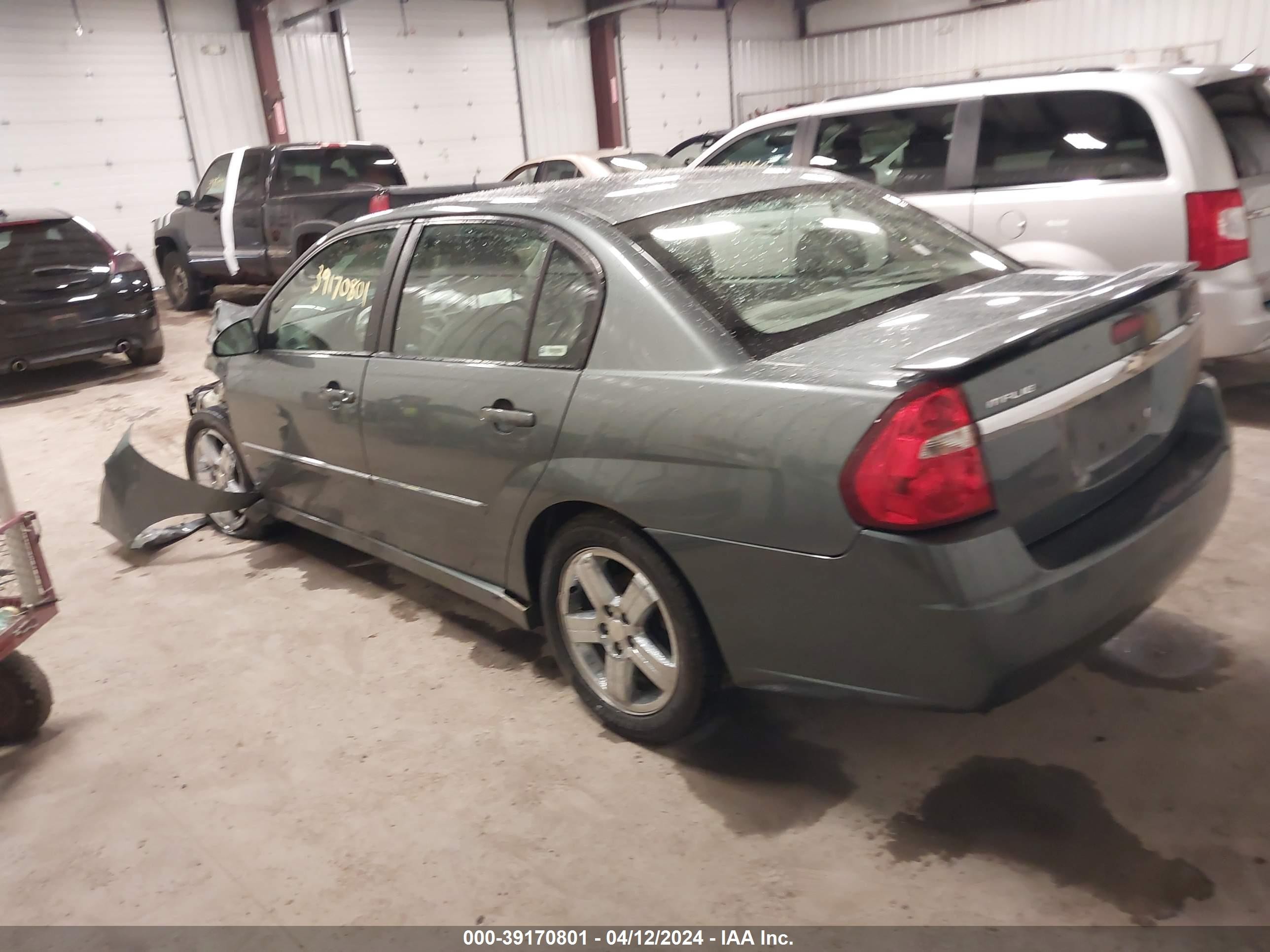 Photo 2 VIN: 1G1ZU53866F267409 - CHEVROLET MALIBU 