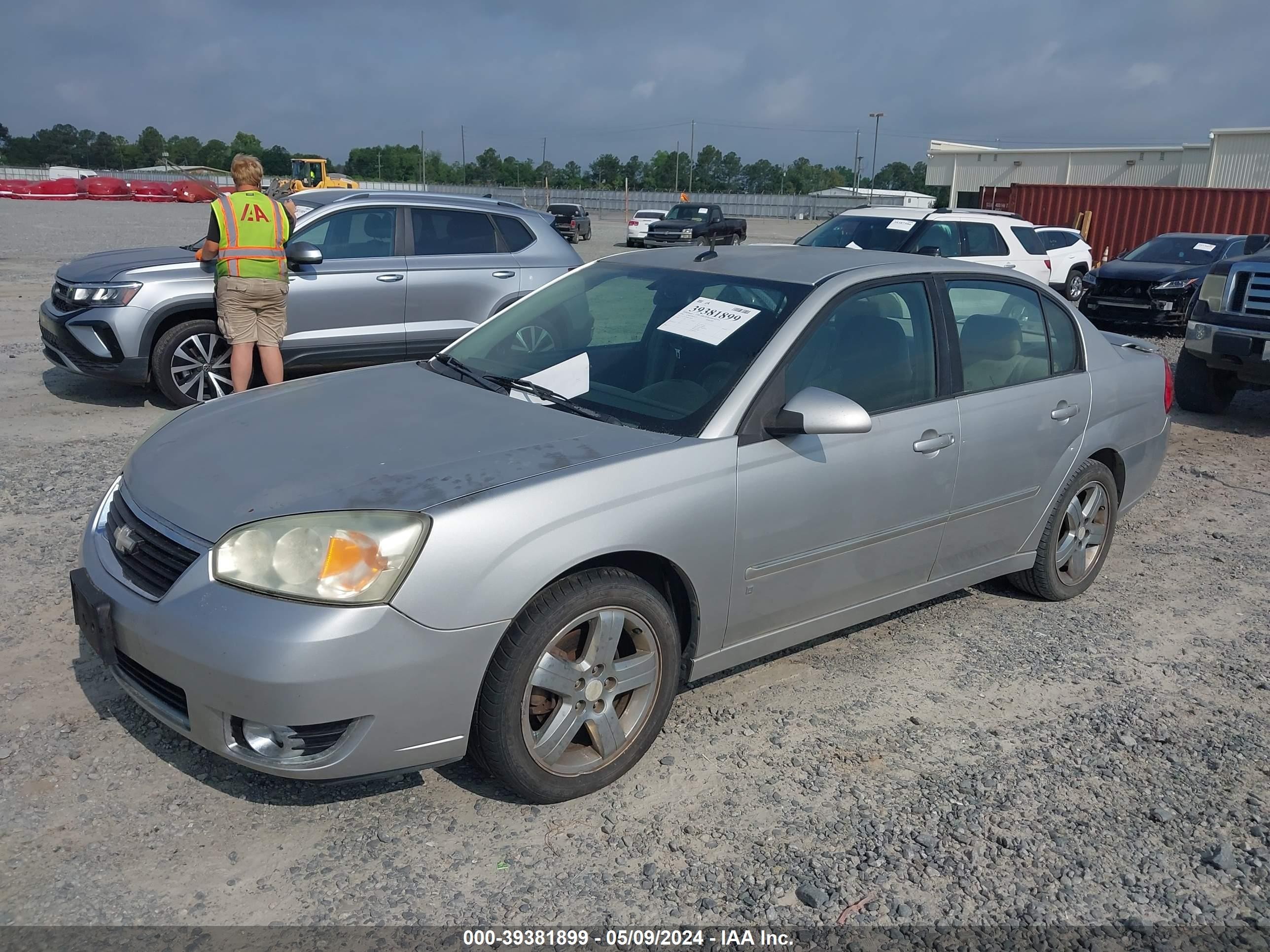 Photo 1 VIN: 1G1ZU53886F270697 - CHEVROLET MALIBU 