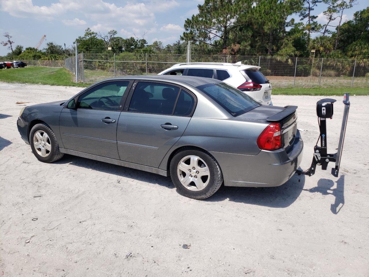 Photo 1 VIN: 1G1ZU54815F331708 - CHEVROLET MALIBU 