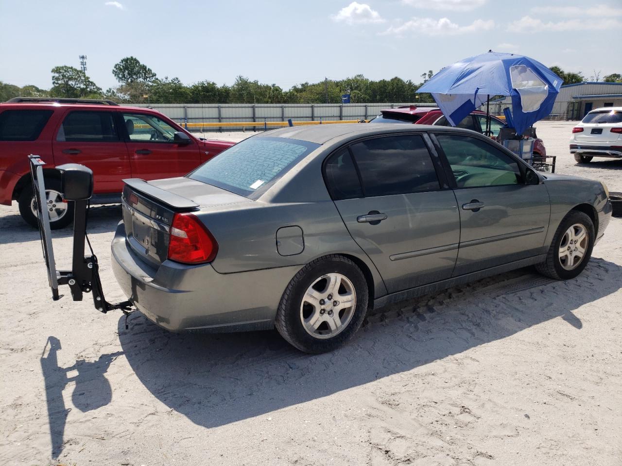 Photo 2 VIN: 1G1ZU54815F331708 - CHEVROLET MALIBU 