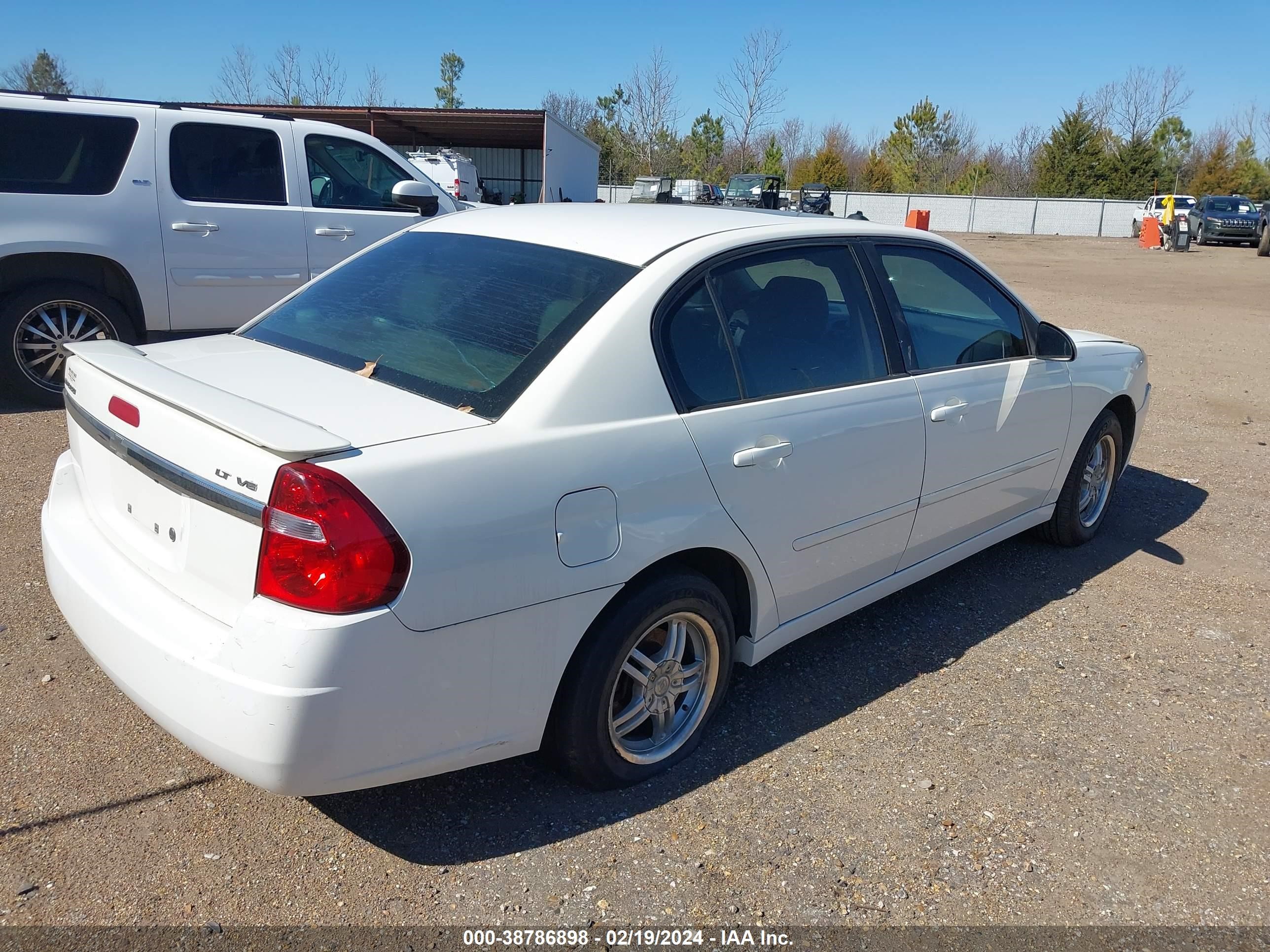 Photo 3 VIN: 1G1ZU54834F118628 - CHEVROLET MALIBU 