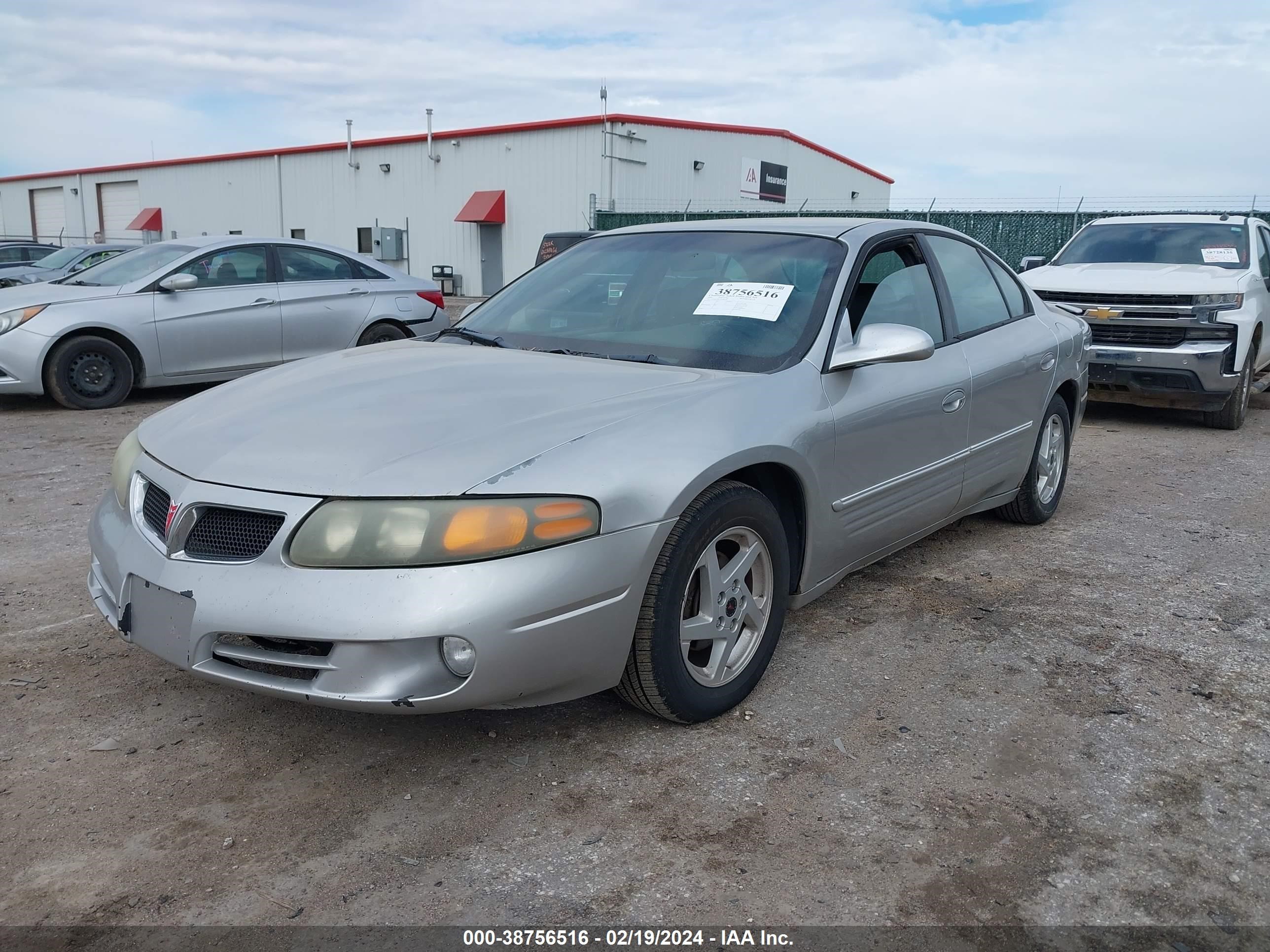 Photo 1 VIN: 1G28X52K14U200124 - PONTIAC BONNEVILLE 