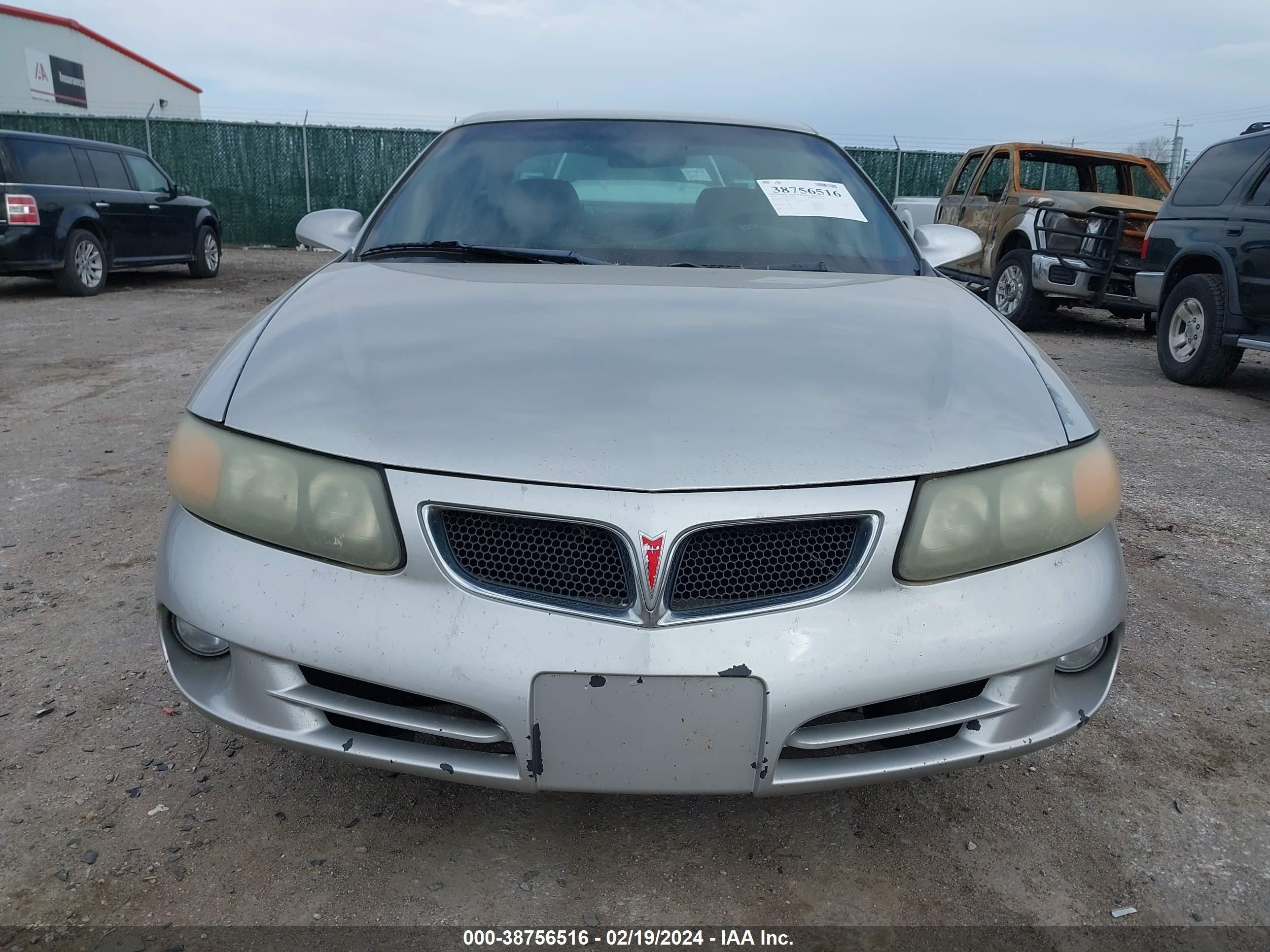 Photo 11 VIN: 1G28X52K14U200124 - PONTIAC BONNEVILLE 