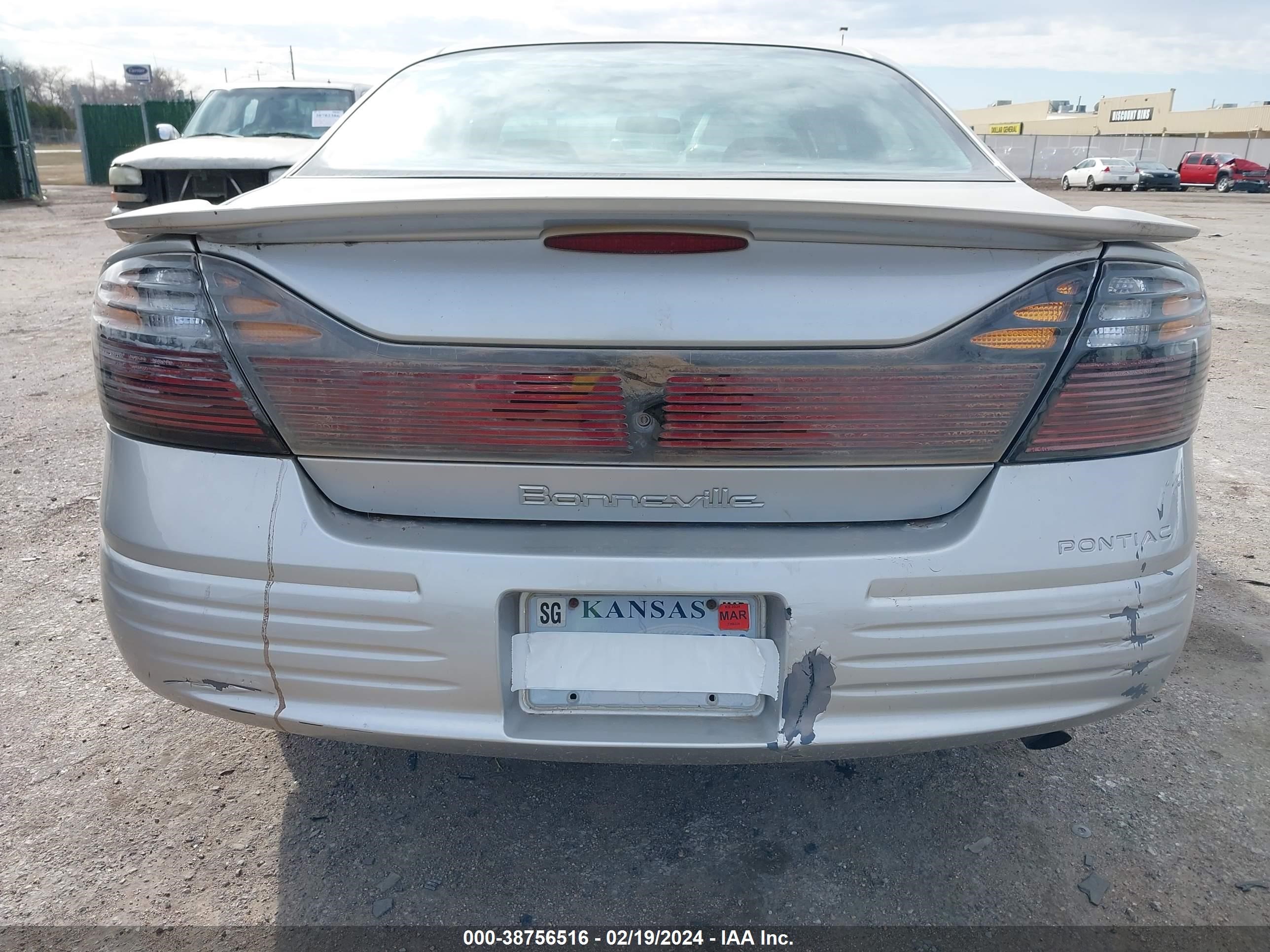 Photo 5 VIN: 1G28X52K14U200124 - PONTIAC BONNEVILLE 