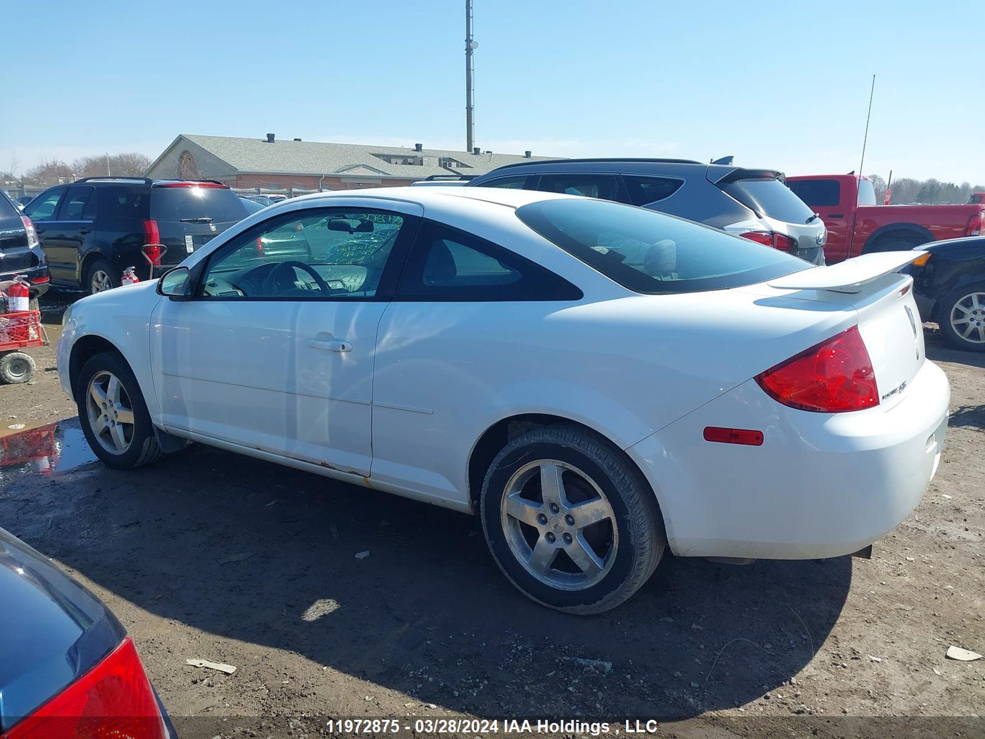 Photo 13 VIN: 1G2AD1F5XA7115655 - PONTIAC G5 