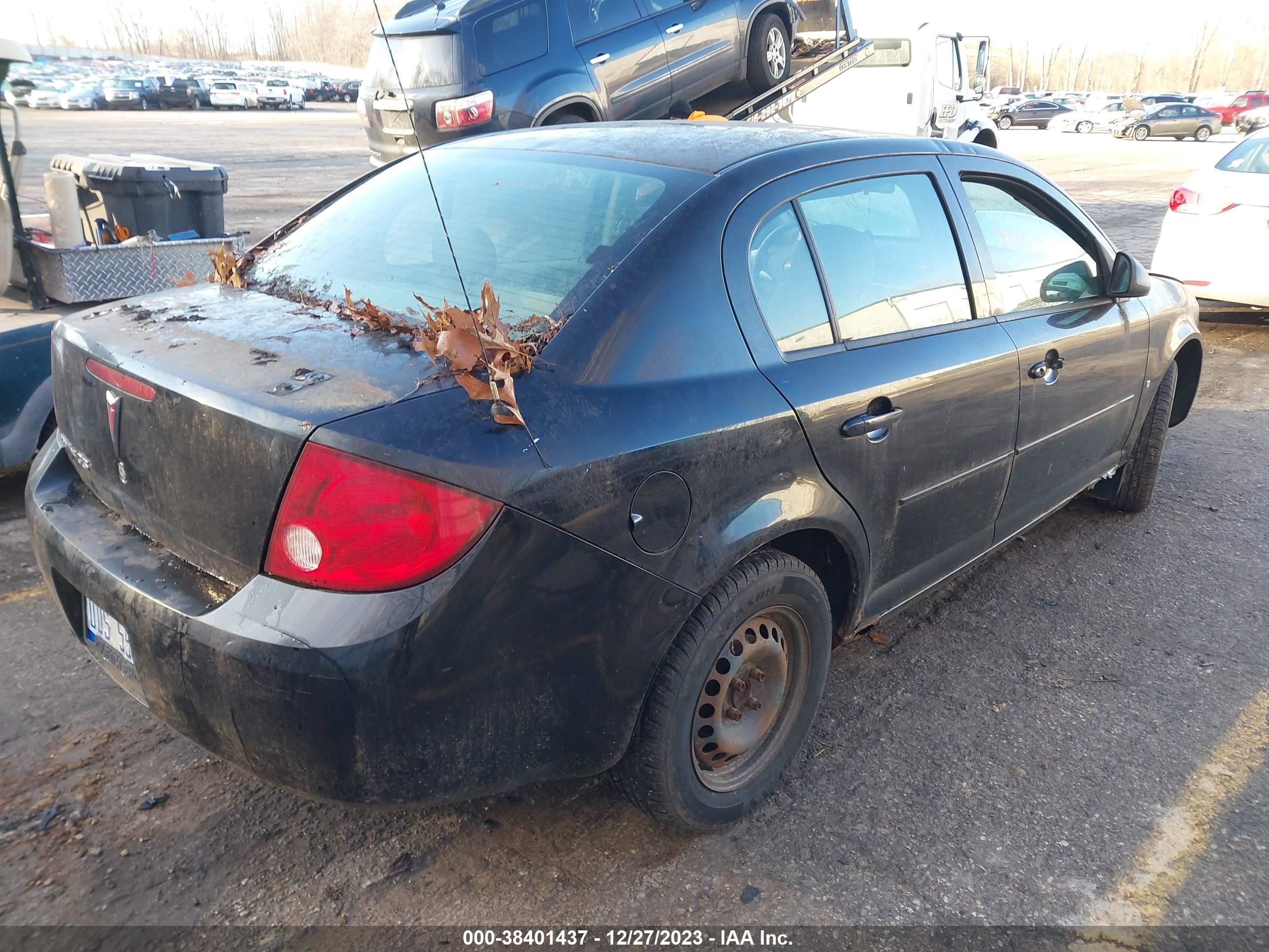 Photo 3 VIN: 1G2AJ55F577160814 - PONTIAC G5 