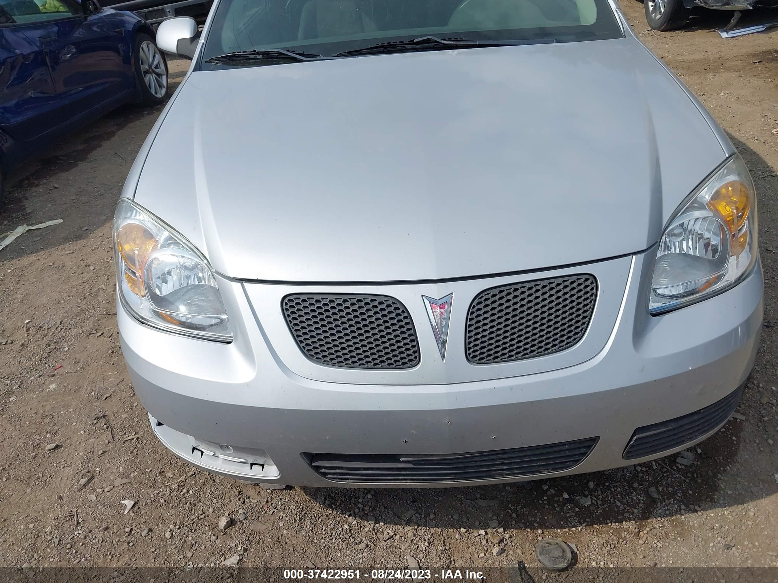 Photo 12 VIN: 1G2AL15F377367463 - PONTIAC G5 