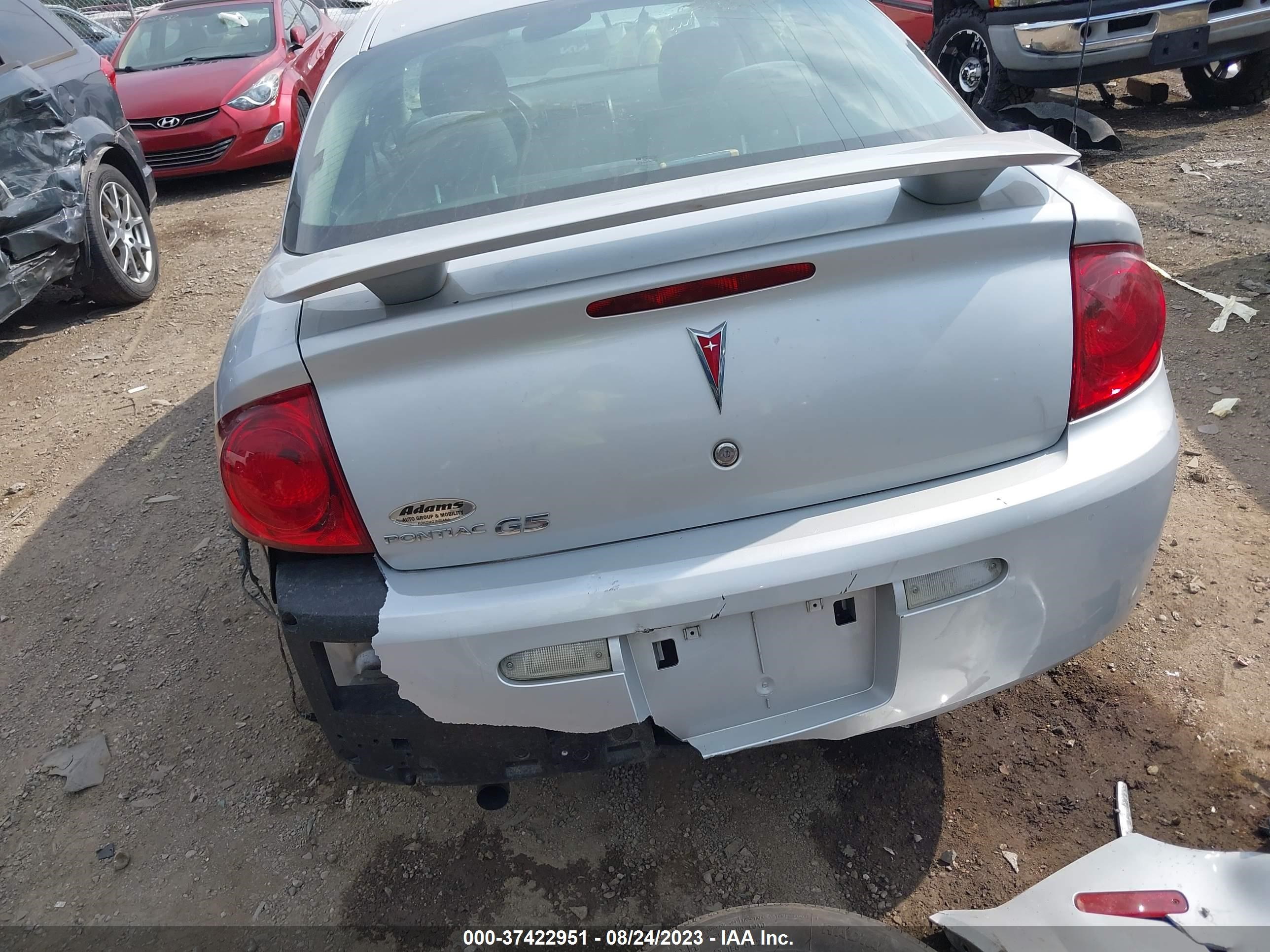 Photo 16 VIN: 1G2AL15F377367463 - PONTIAC G5 