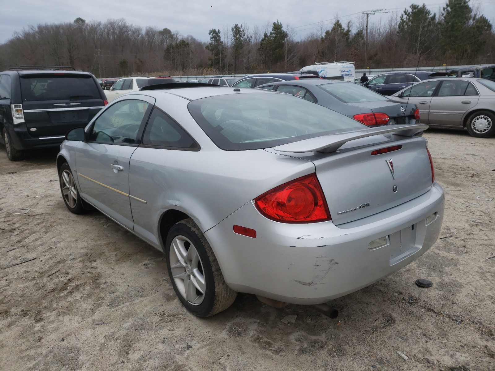 Photo 2 VIN: 1G2AL18F787163763 - PONTIAC G5 