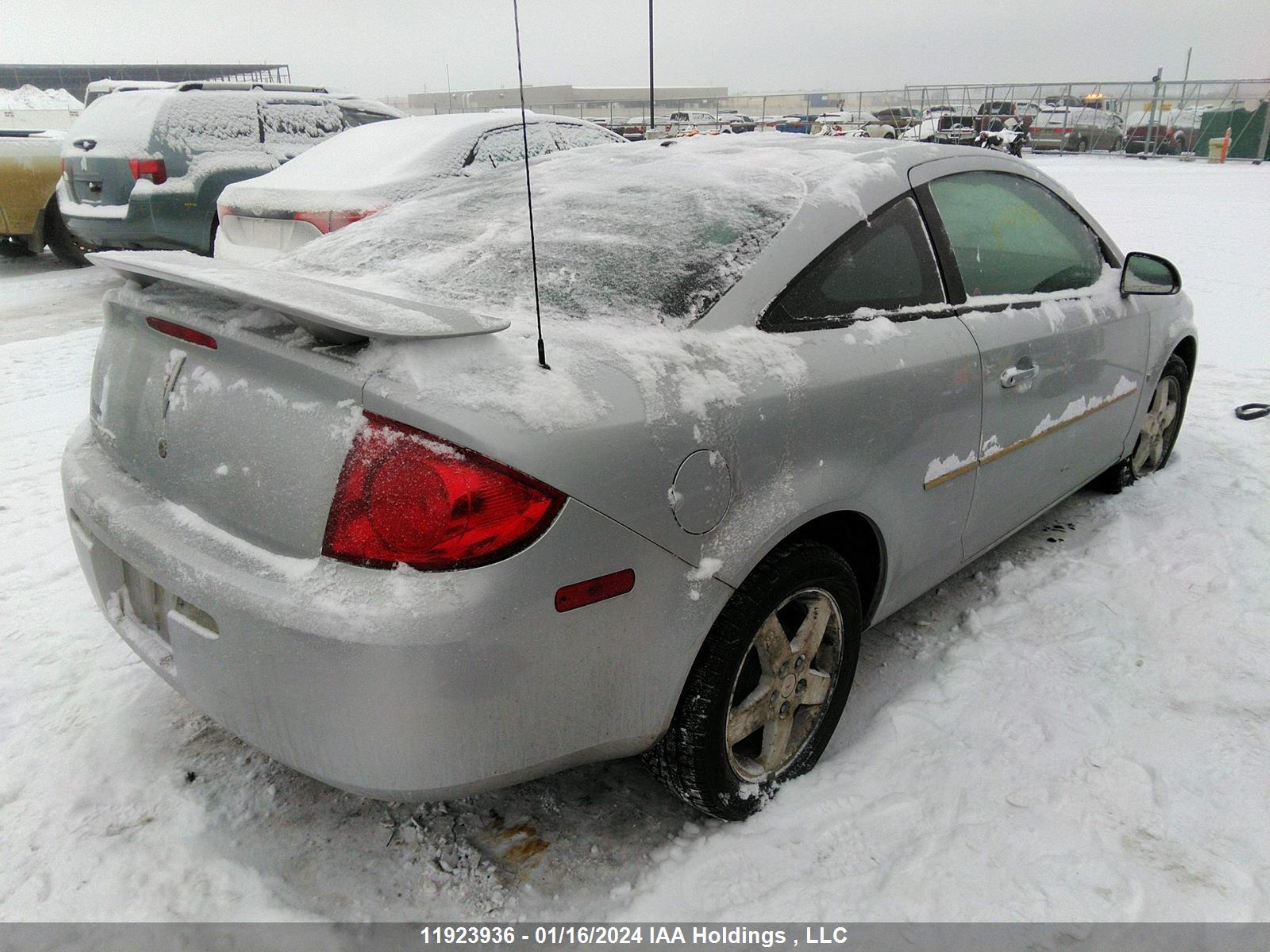 Photo 3 VIN: 1G2AL18FX77133462 - PONTIAC G5 