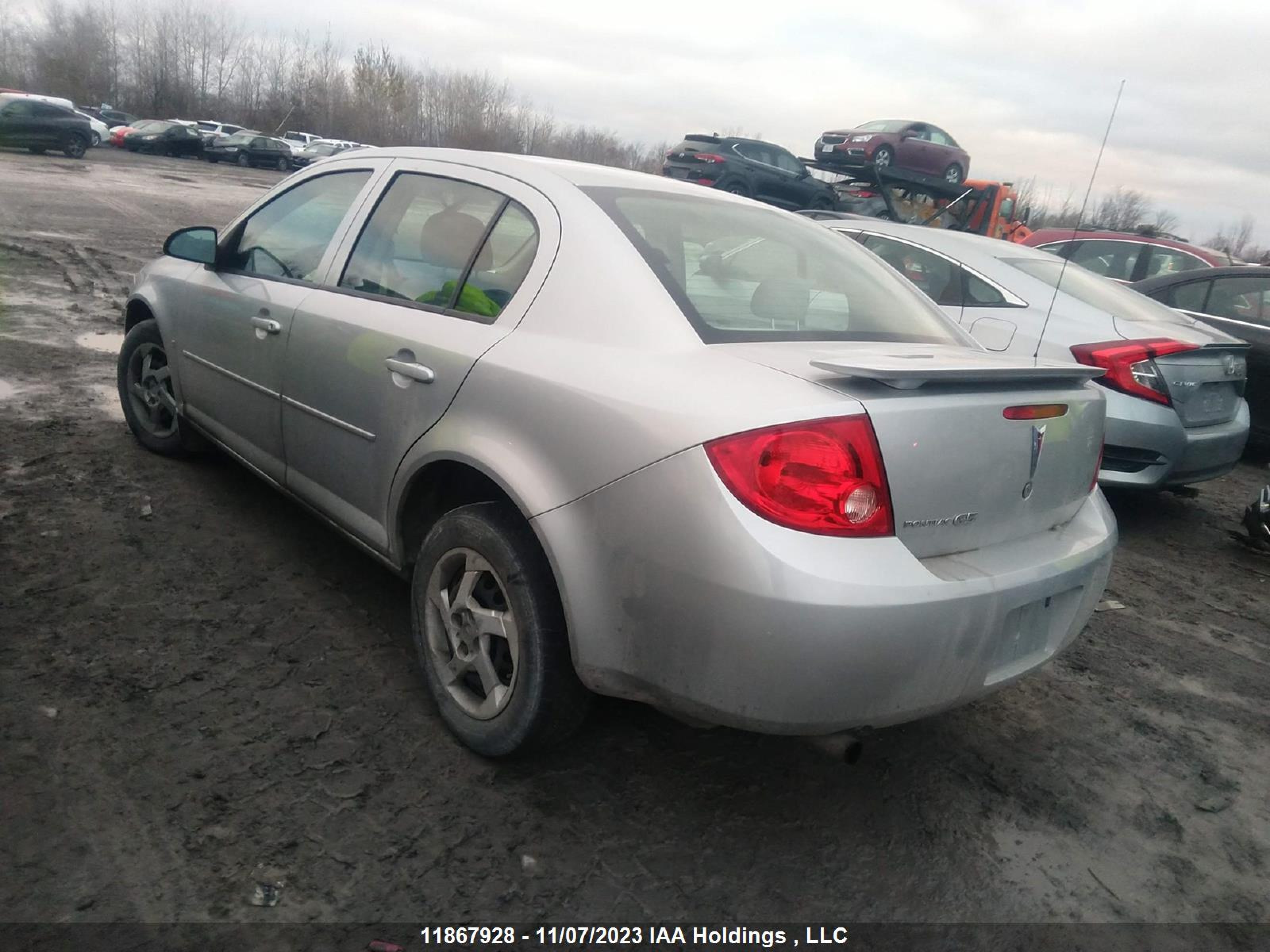 Photo 2 VIN: 1G2AL55F477369102 - PONTIAC G5 