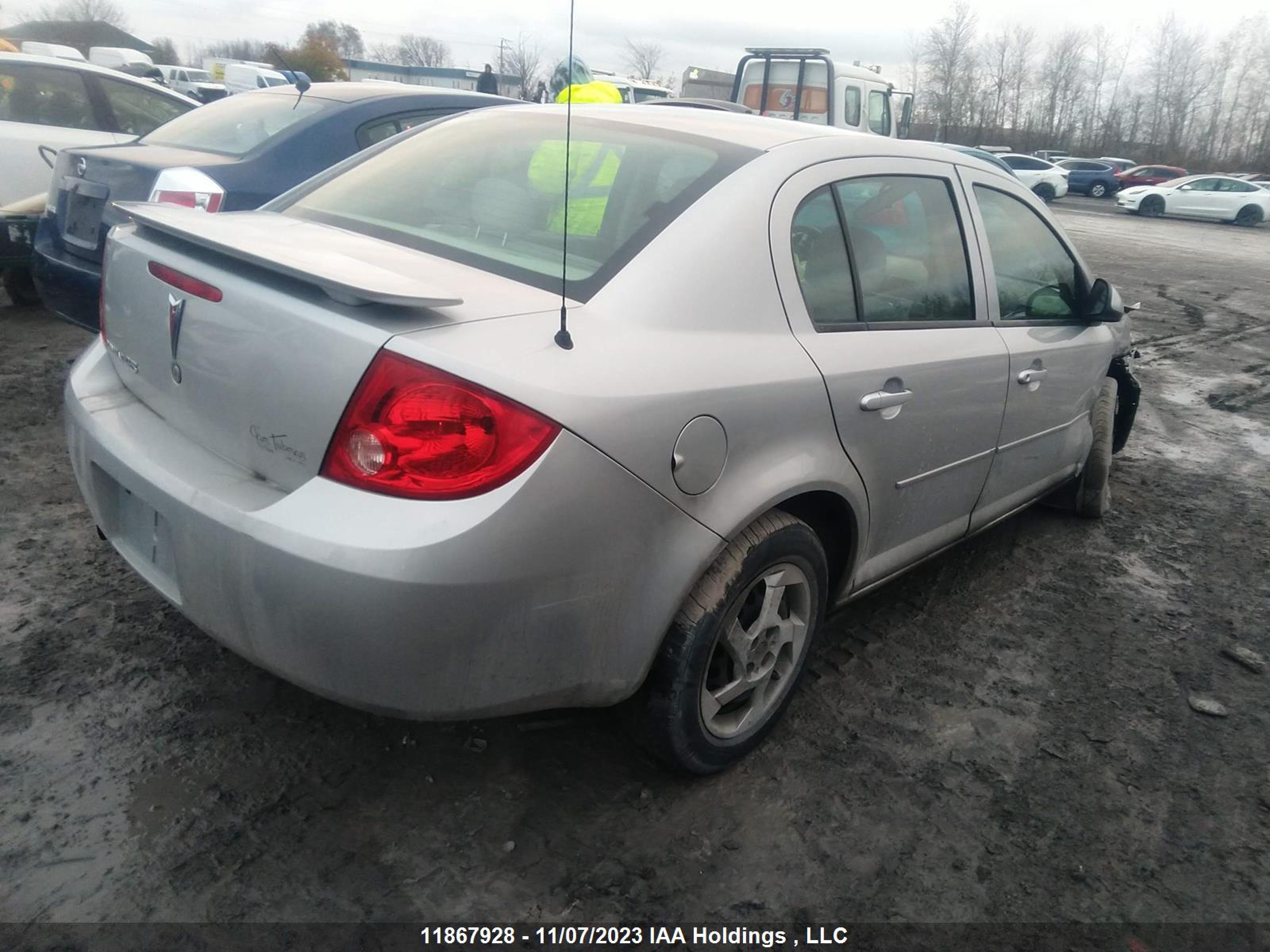 Photo 3 VIN: 1G2AL55F477369102 - PONTIAC G5 