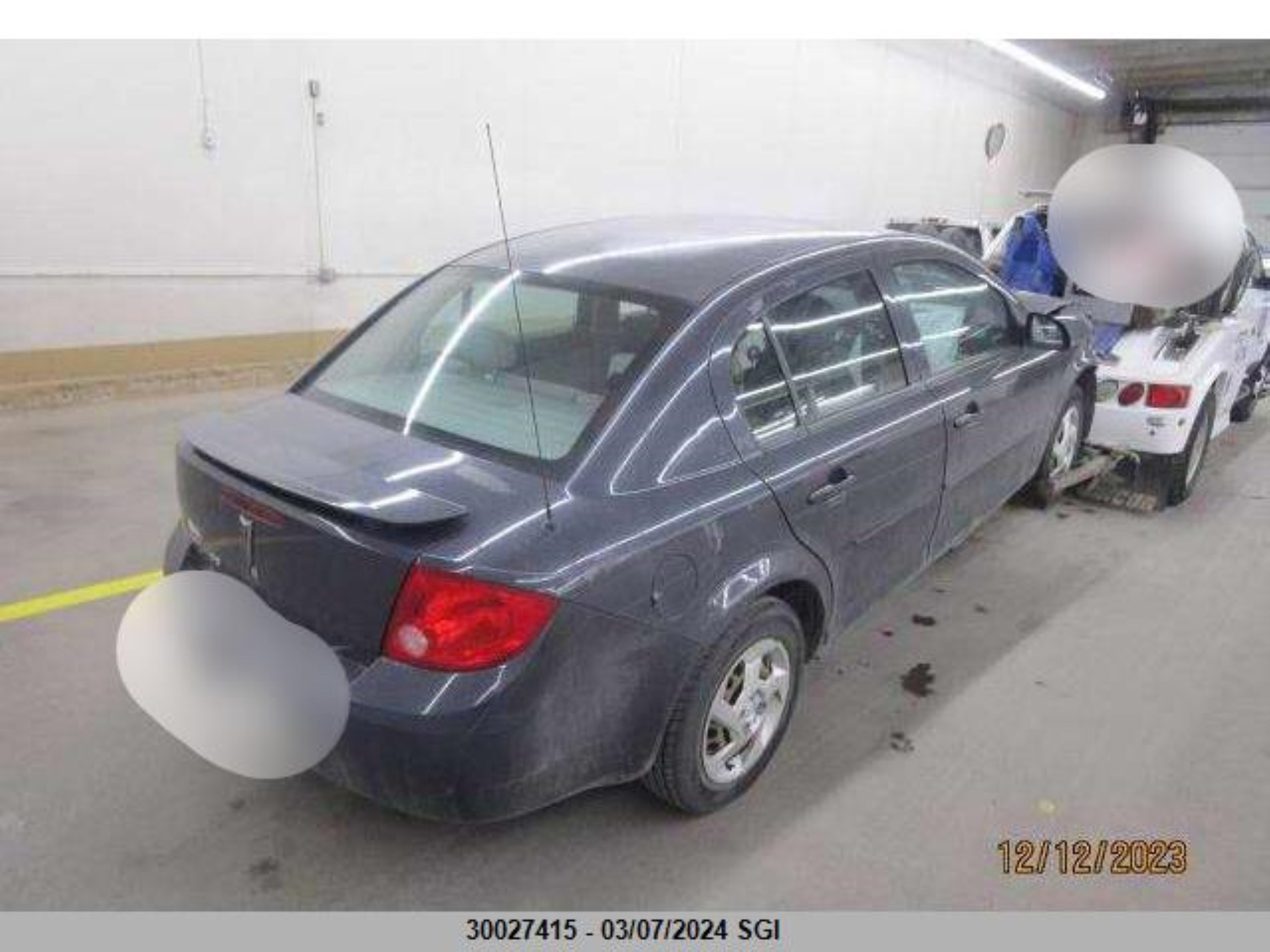 Photo 3 VIN: 1G2AL55F787100710 - PONTIAC G5 