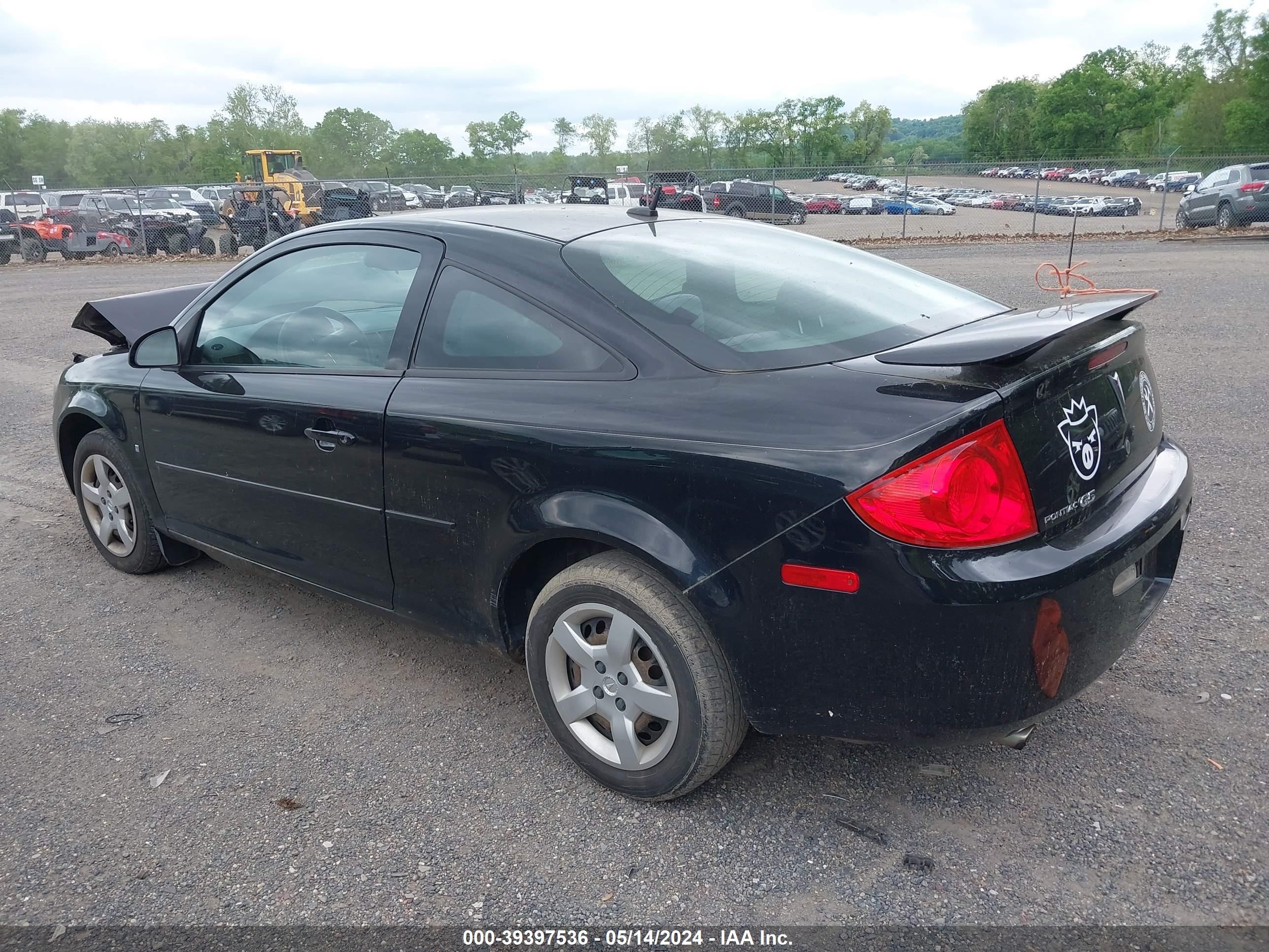 Photo 2 VIN: 1G2AS18H097215188 - PONTIAC G5 