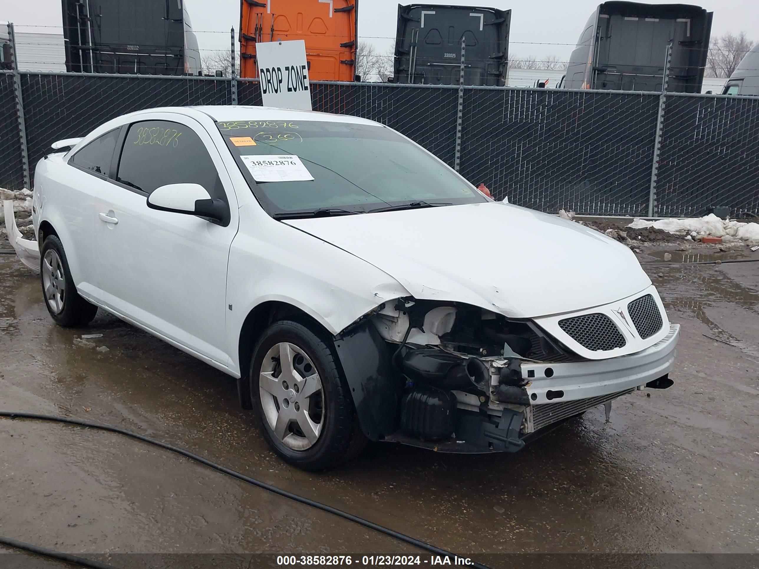 Photo 5 VIN: 1G2AS18HX97218101 - PONTIAC G5 