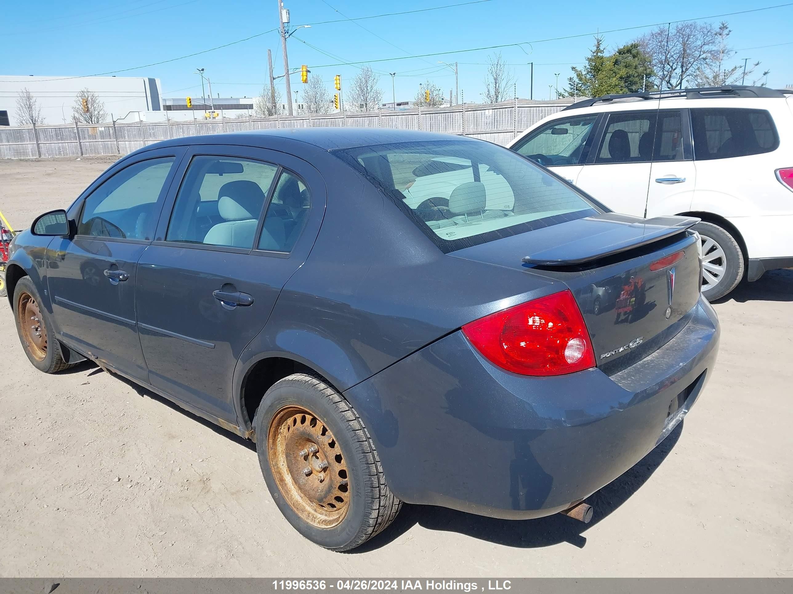 Photo 2 VIN: 1G2AS55H697209018 - PONTIAC G5 