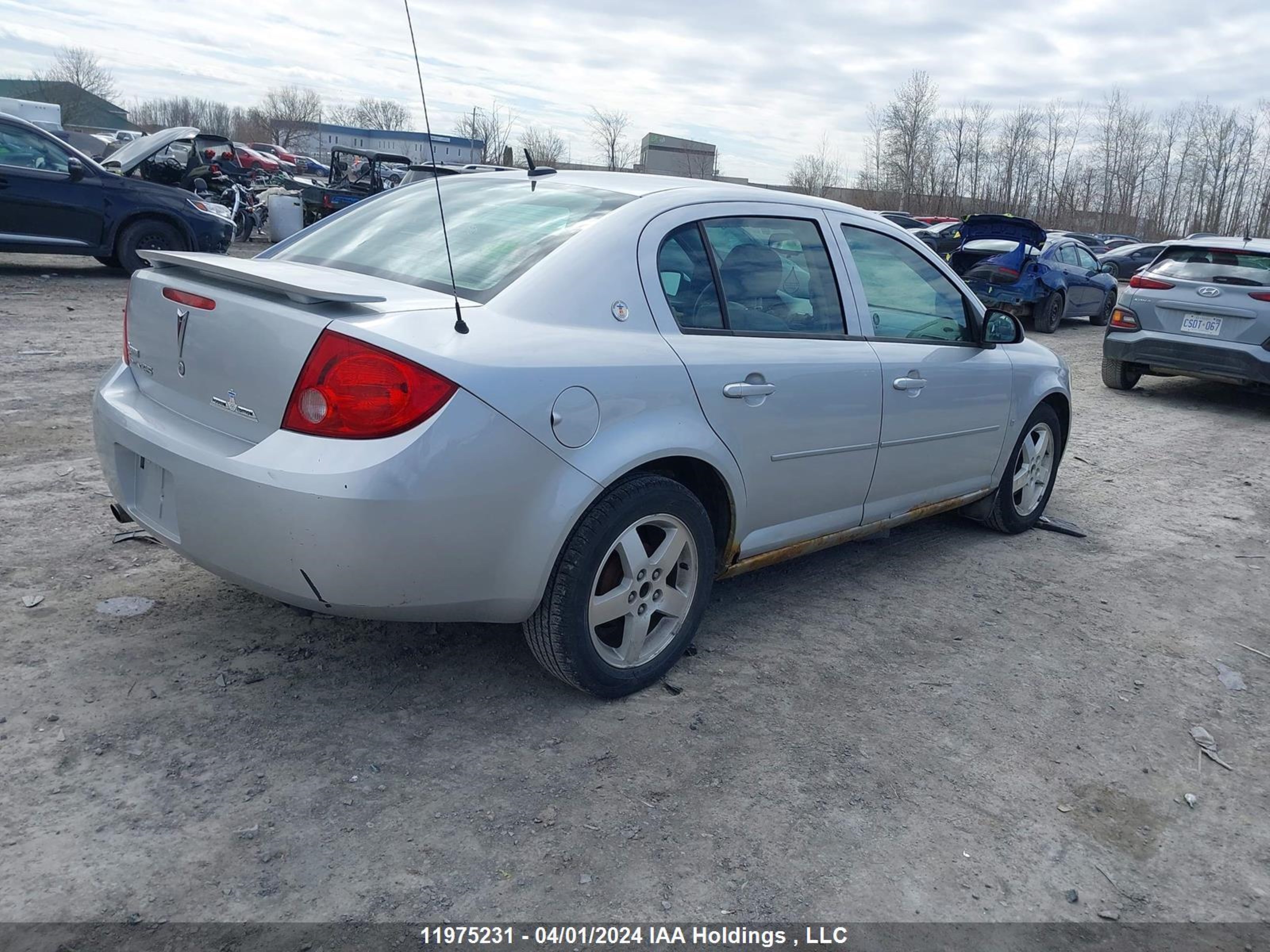 Photo 3 VIN: 1G2AS58H997247323 - PONTIAC G5 