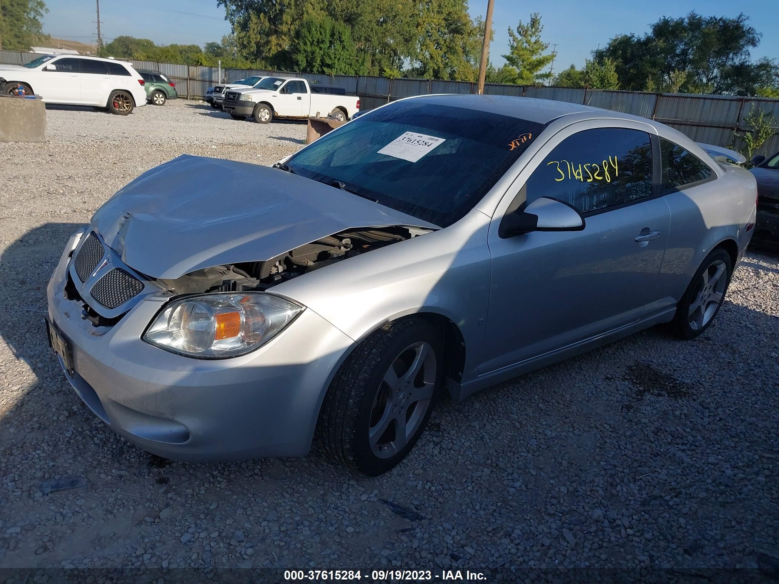 Photo 1 VIN: 1G2AT18H397257402 - PONTIAC G5 