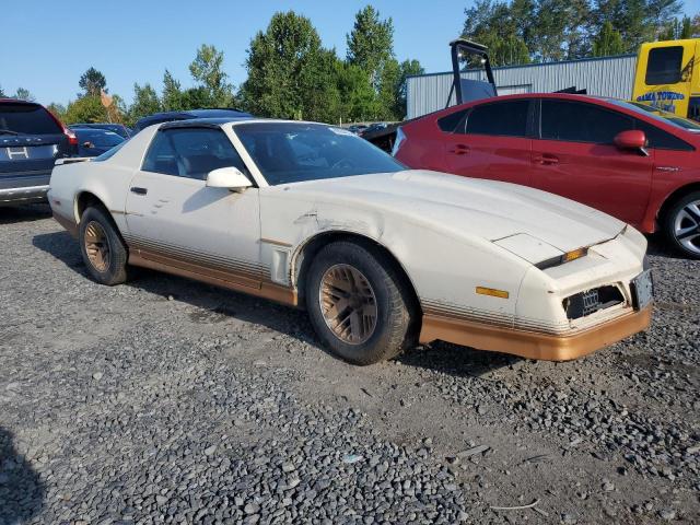 Photo 3 VIN: 1G2AW87G2EL225096 - PONTIAC FIREBIRD T 