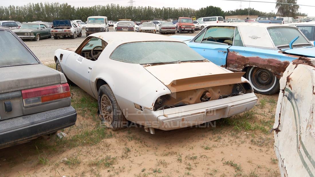 Photo 5 VIN: 1G2AW87T4BL116454 - PONTIAC TRANS 