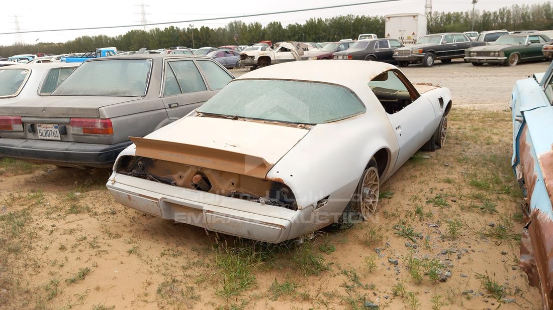 Photo 7 VIN: 1G2AW87T4BL116454 - PONTIAC TRANS 