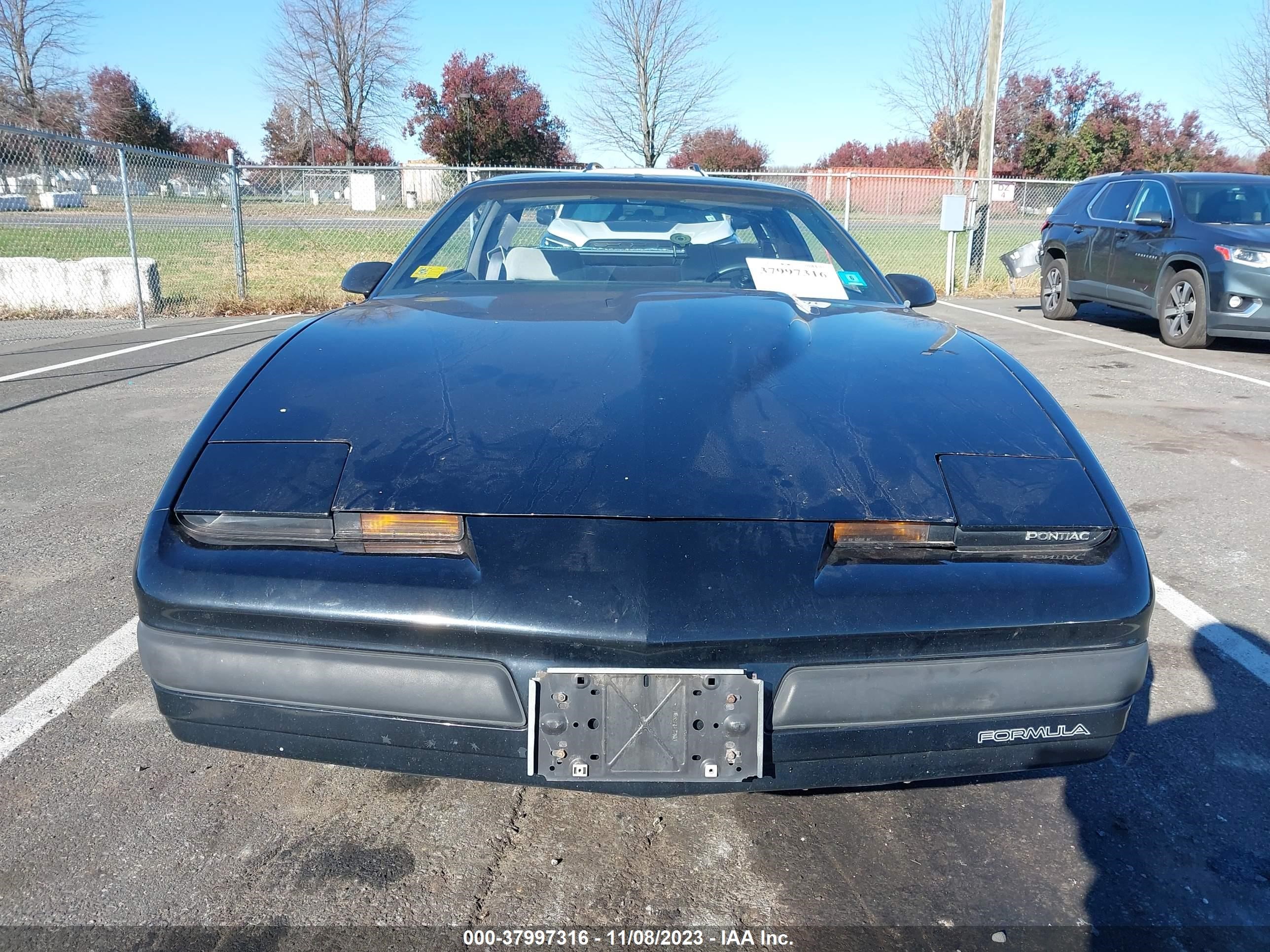 Photo 11 VIN: 1G2FS21E7JL206334 - PONTIAC FIREBIRD 