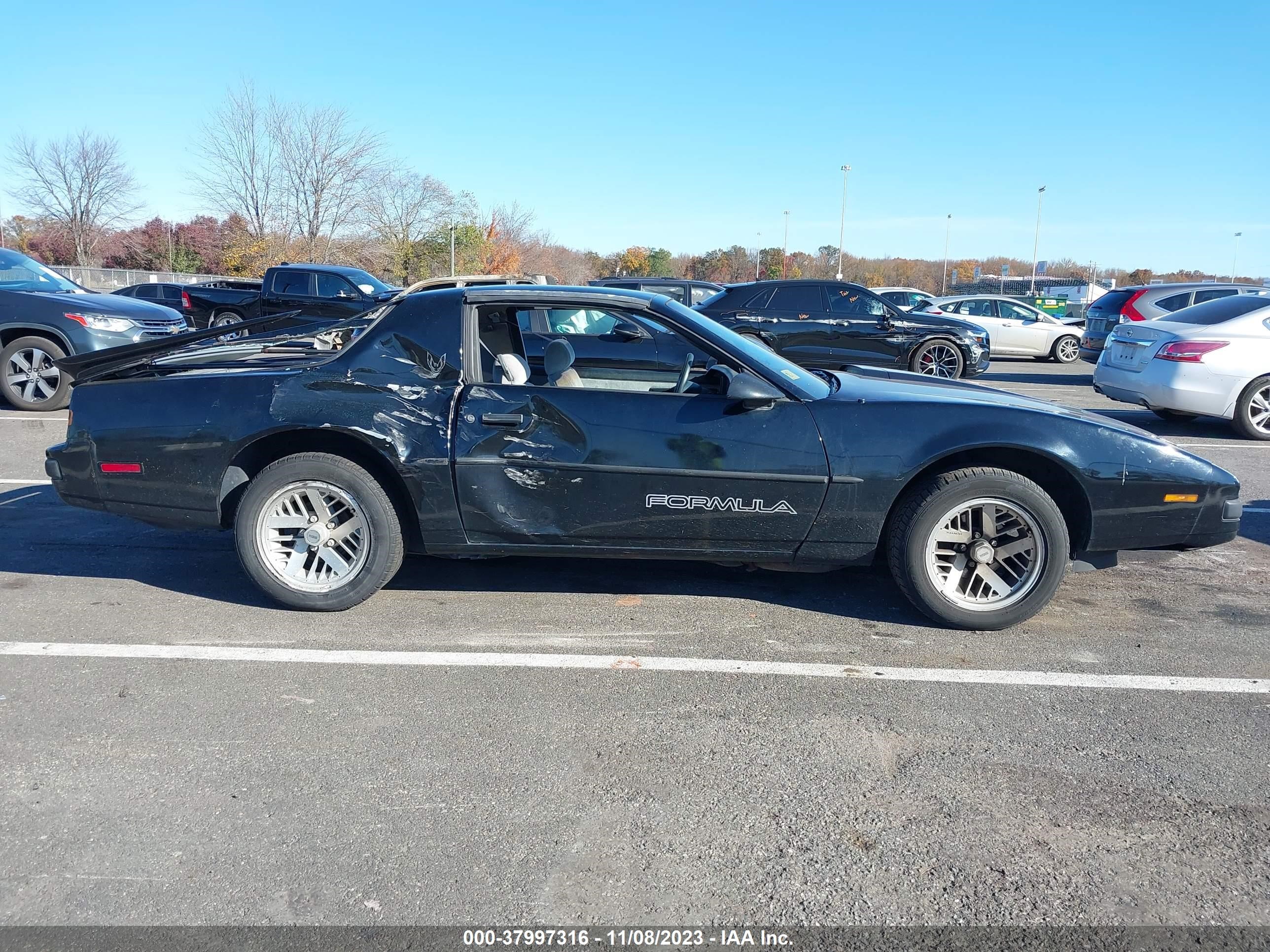 Photo 12 VIN: 1G2FS21E7JL206334 - PONTIAC FIREBIRD 