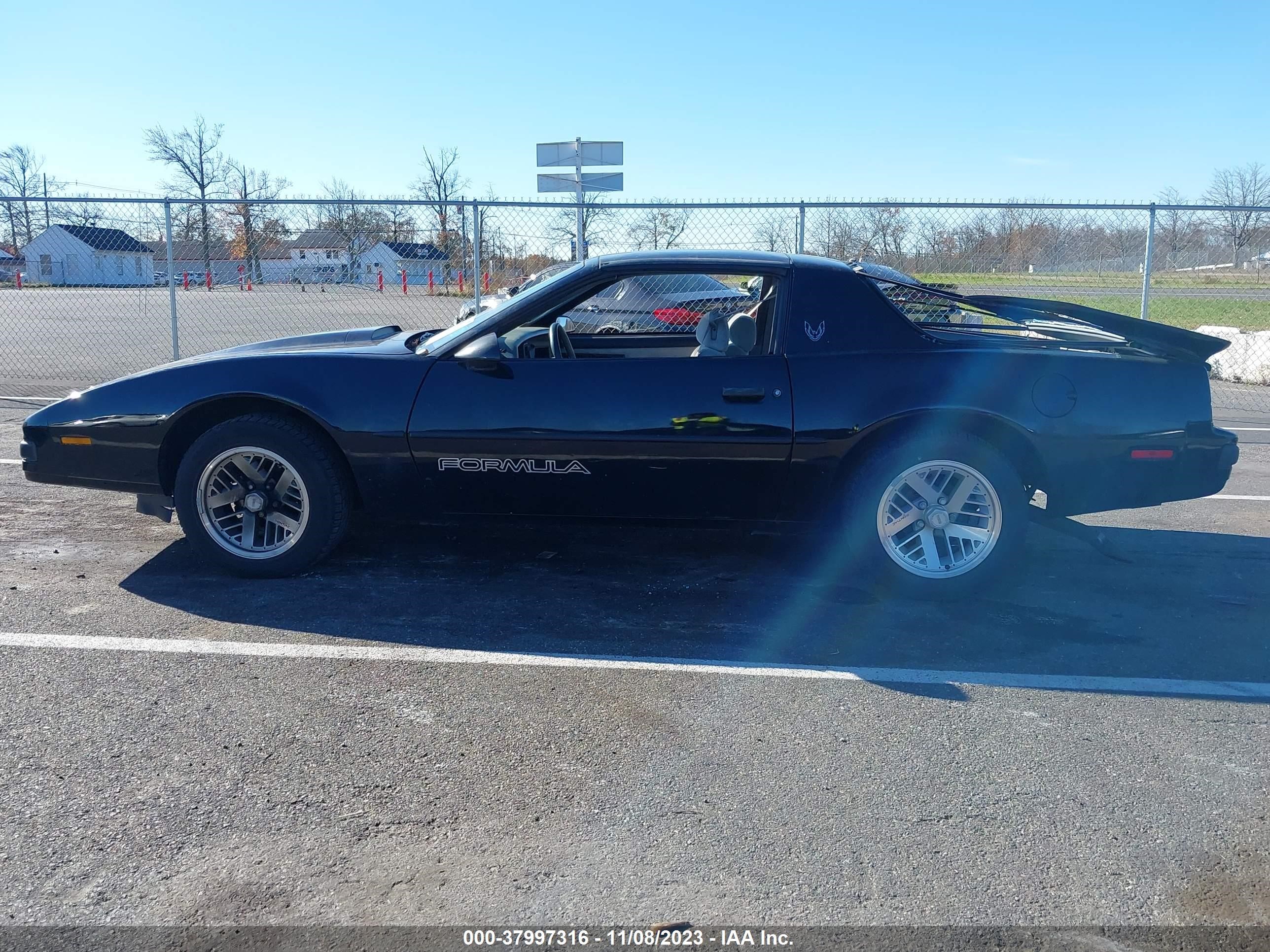 Photo 13 VIN: 1G2FS21E7JL206334 - PONTIAC FIREBIRD 