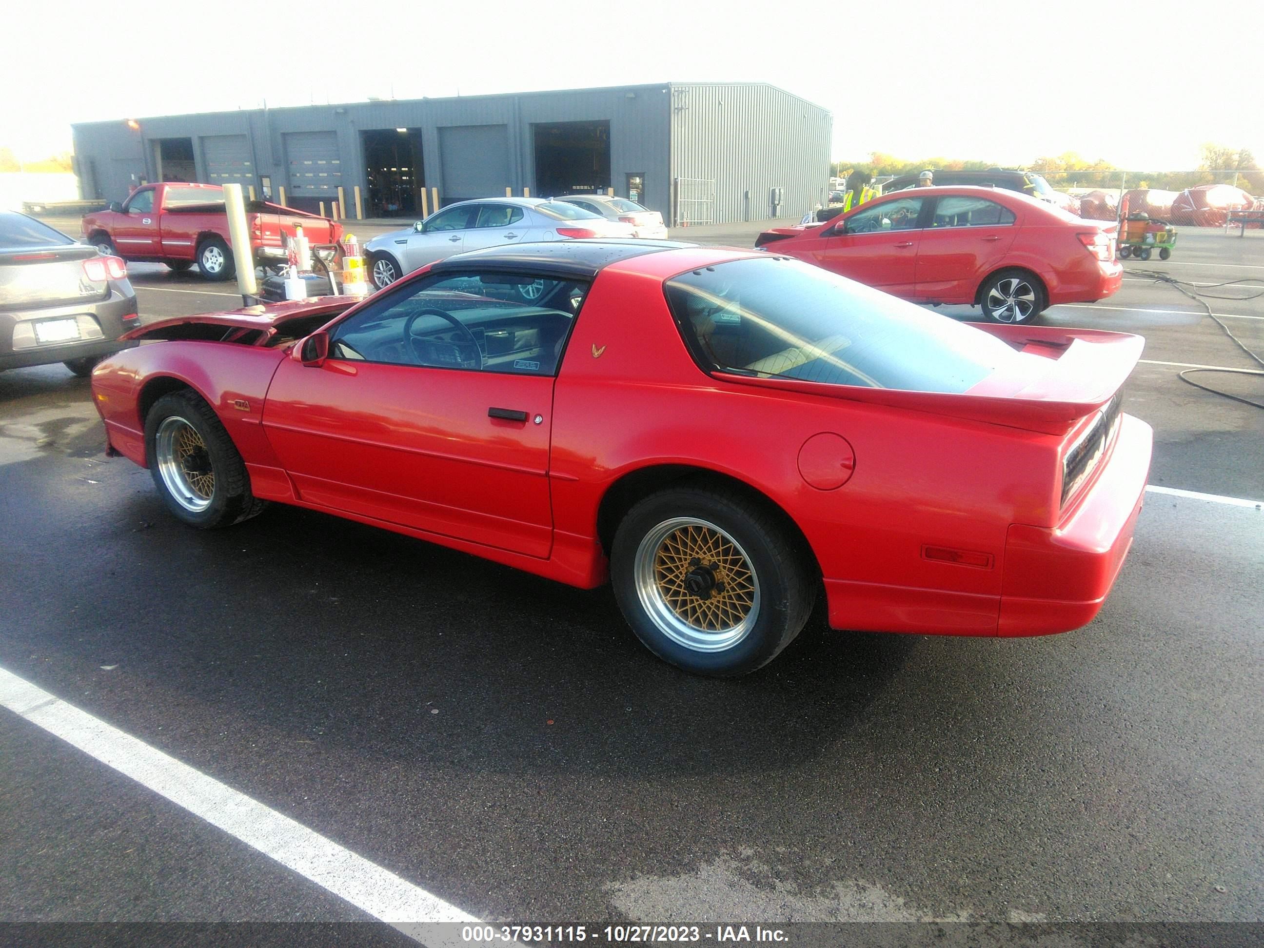 Photo 2 VIN: 1G2FW2189KL249251 - PONTIAC FIREBIRD 