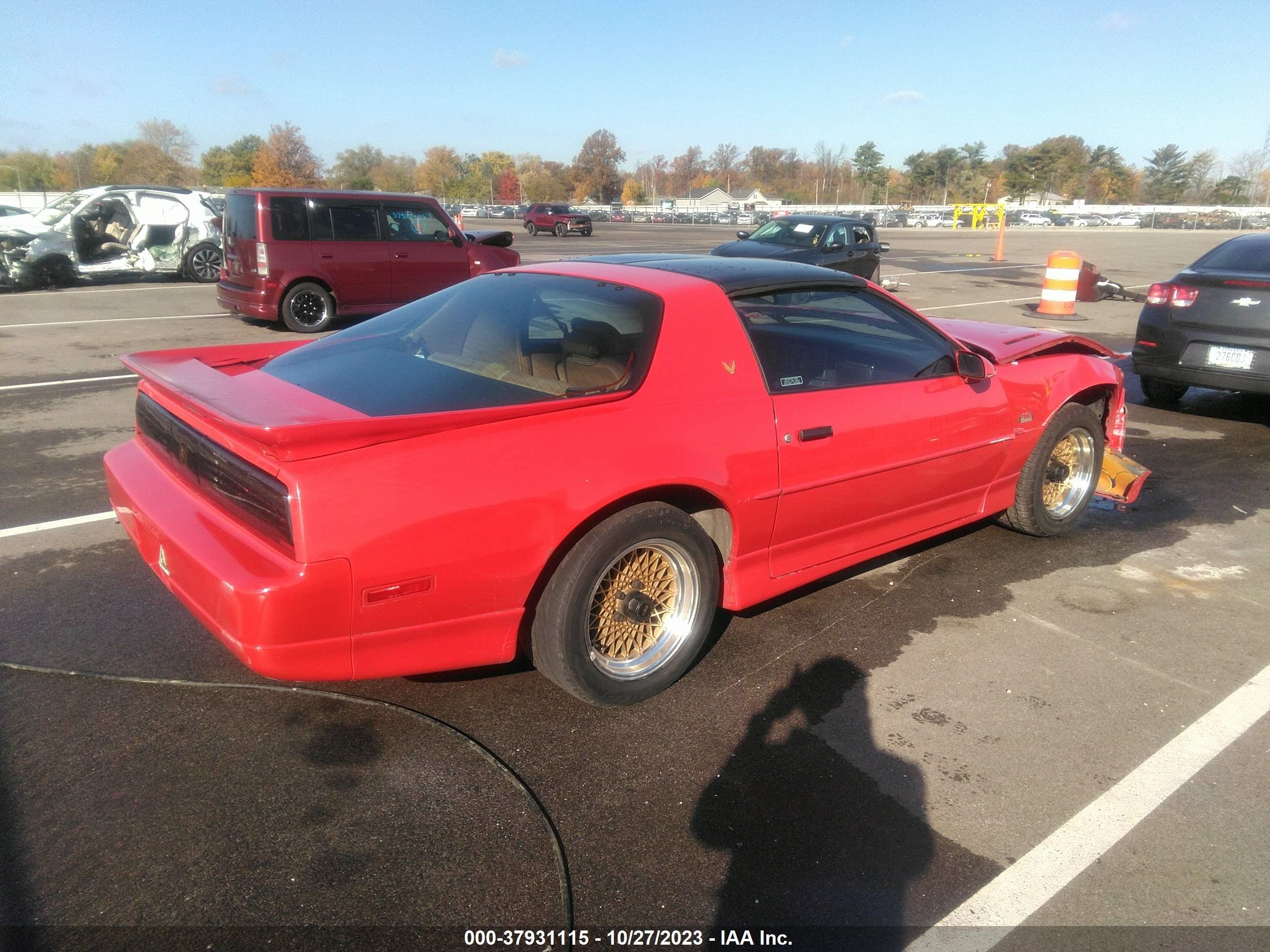 Photo 3 VIN: 1G2FW2189KL249251 - PONTIAC FIREBIRD 