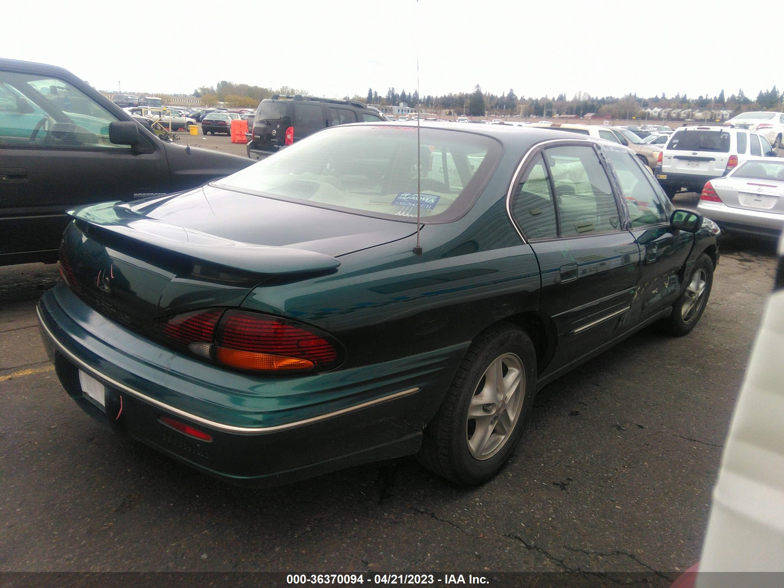 Photo 3 VIN: 1G2HX52K0XH242345 - PONTIAC BONNEVILLE 