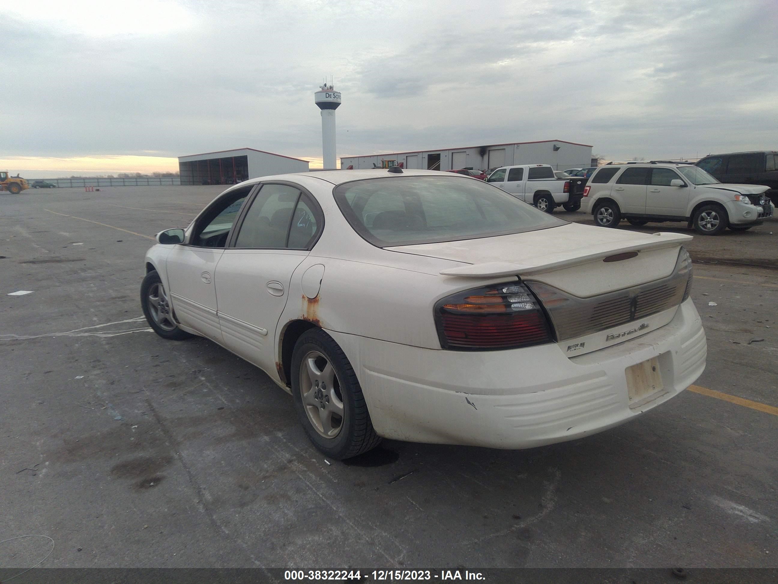 Photo 2 VIN: 1G2HX52K14U230367 - PONTIAC BONNEVILLE 