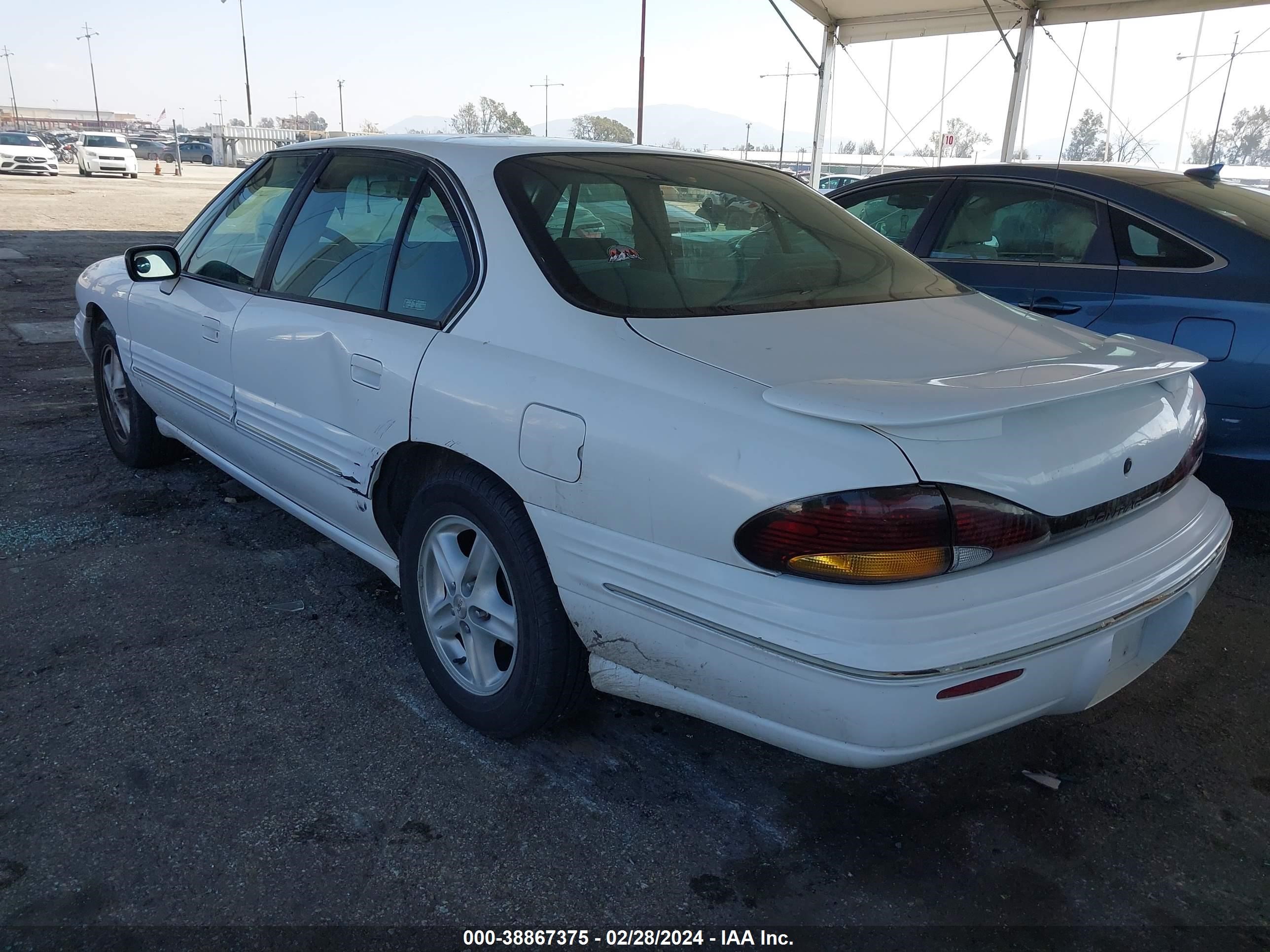 Photo 2 VIN: 1G2HX52K2XH211503 - PONTIAC BONNEVILLE 