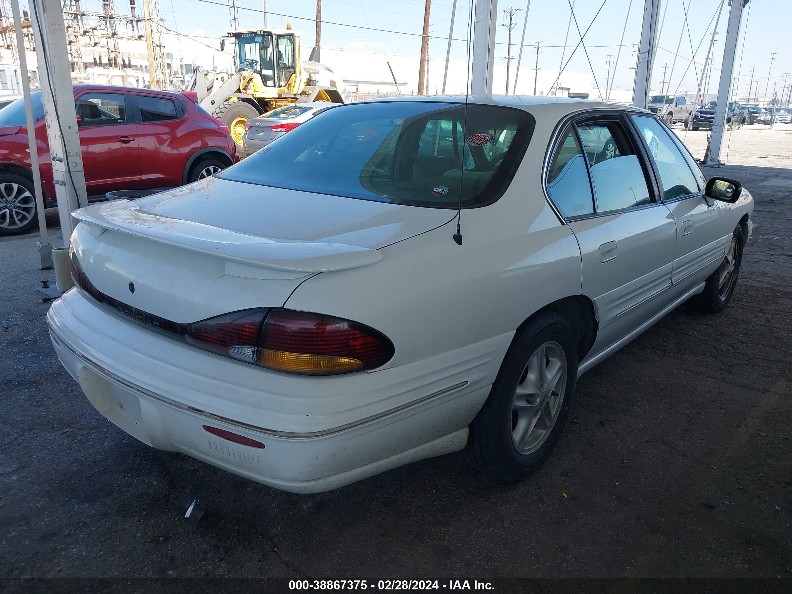 Photo 3 VIN: 1G2HX52K2XH211503 - PONTIAC BONNEVILLE 