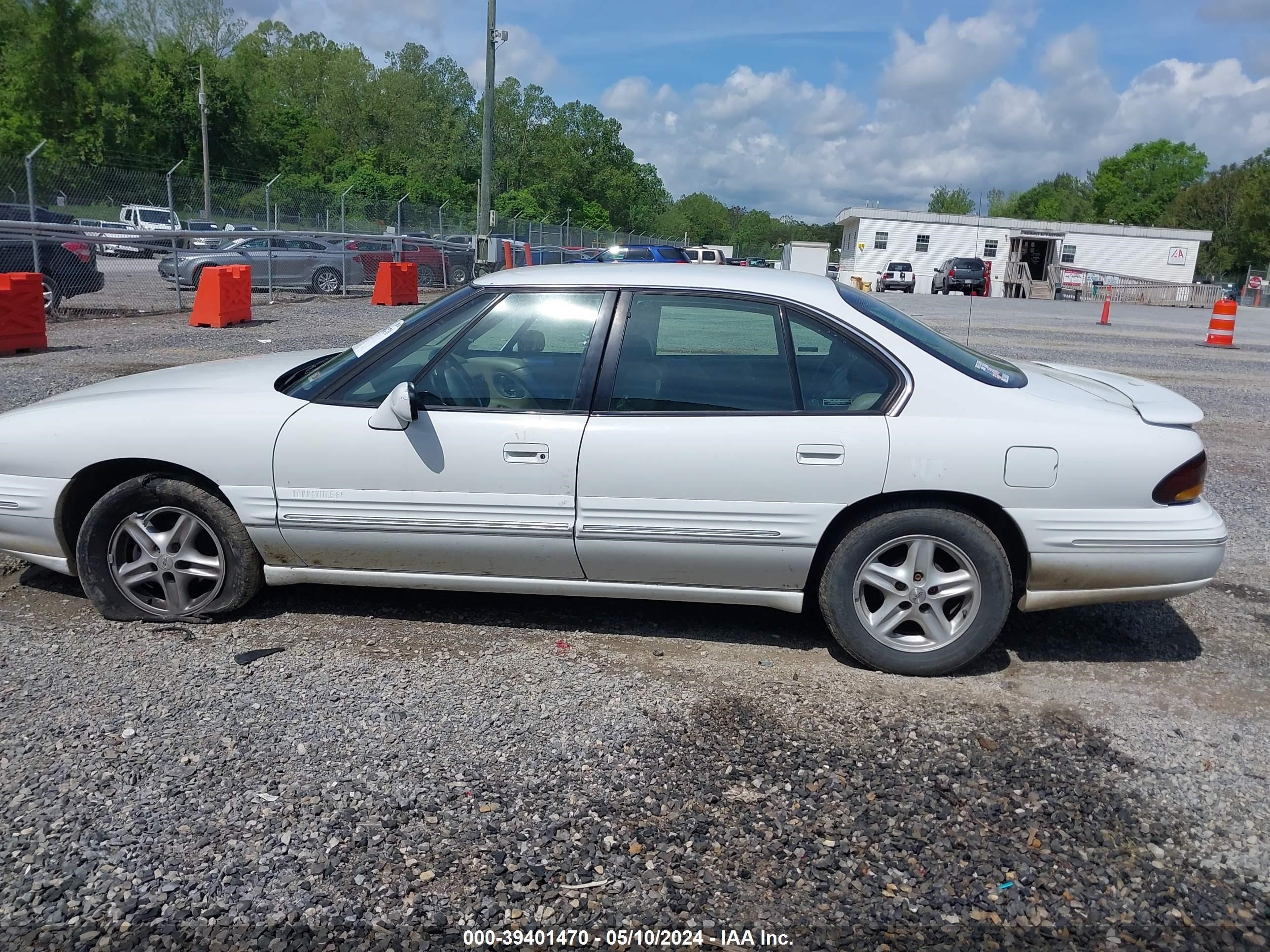 Photo 13 VIN: 1G2HX52K2XH254173 - PONTIAC BONNEVILLE 