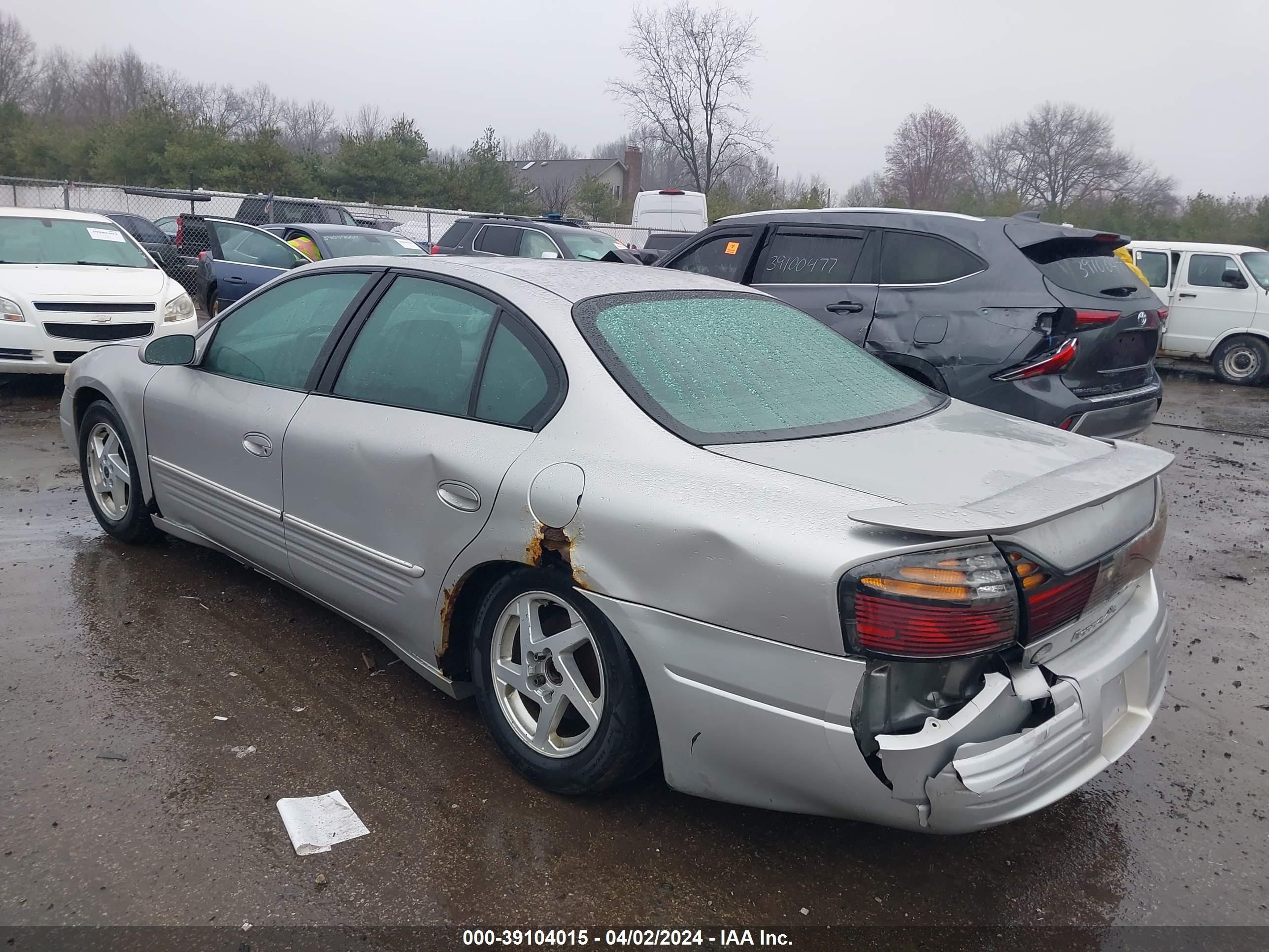 Photo 2 VIN: 1G2HX52K34U176487 - PONTIAC BONNEVILLE 