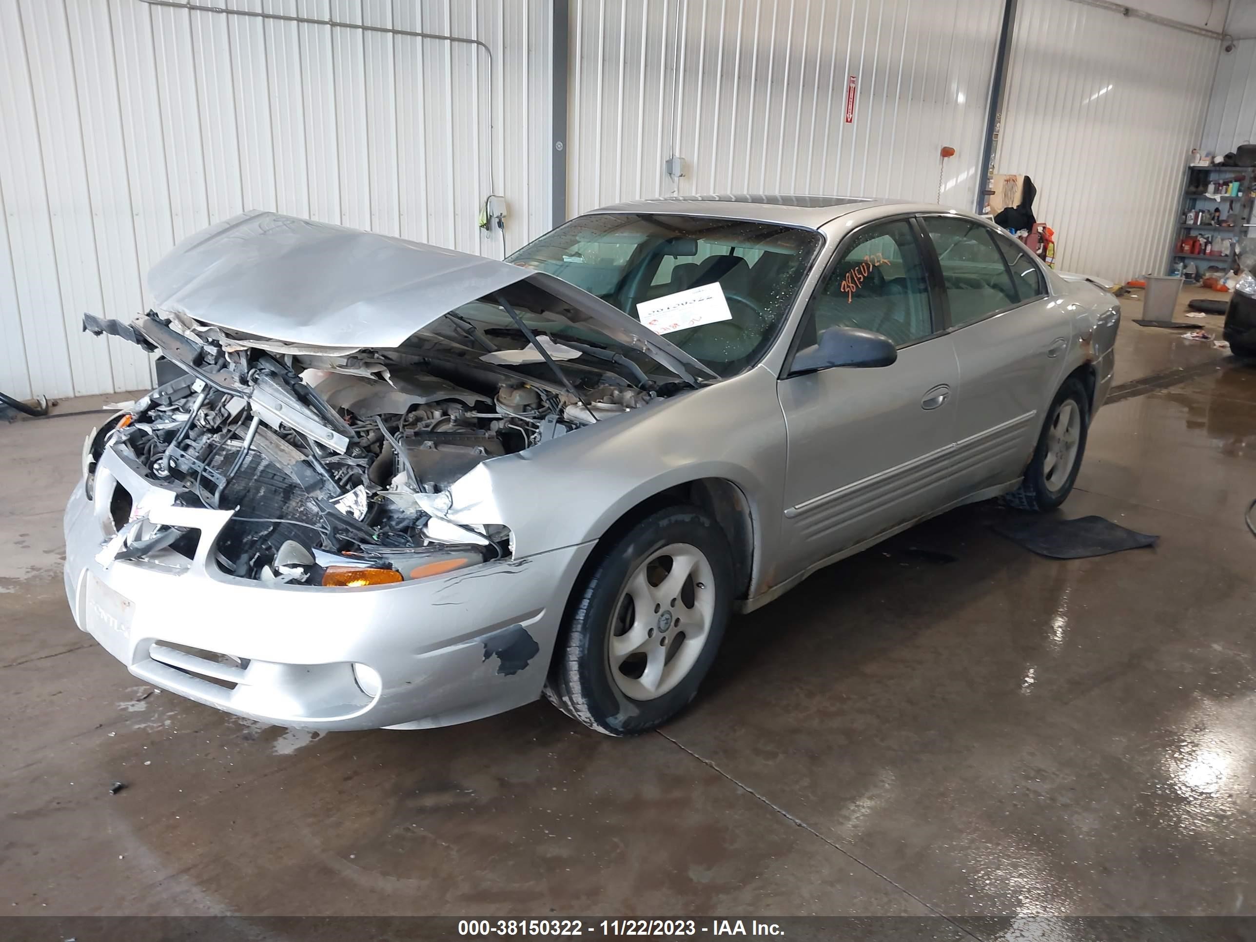 Photo 1 VIN: 1G2HX52K44U224529 - PONTIAC BONNEVILLE 