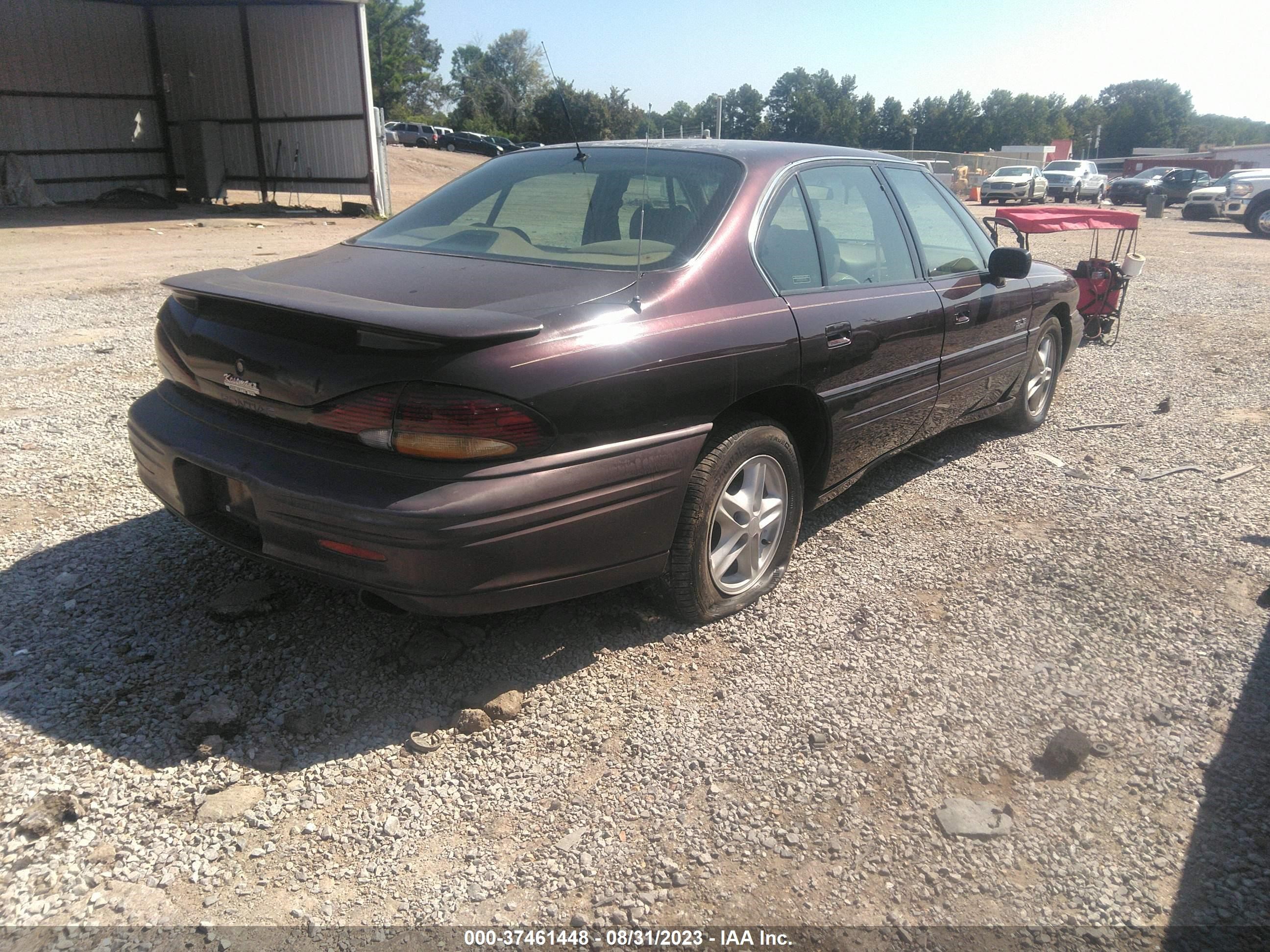 Photo 3 VIN: 1G2HX52K4XH220655 - PONTIAC BONNEVILLE 