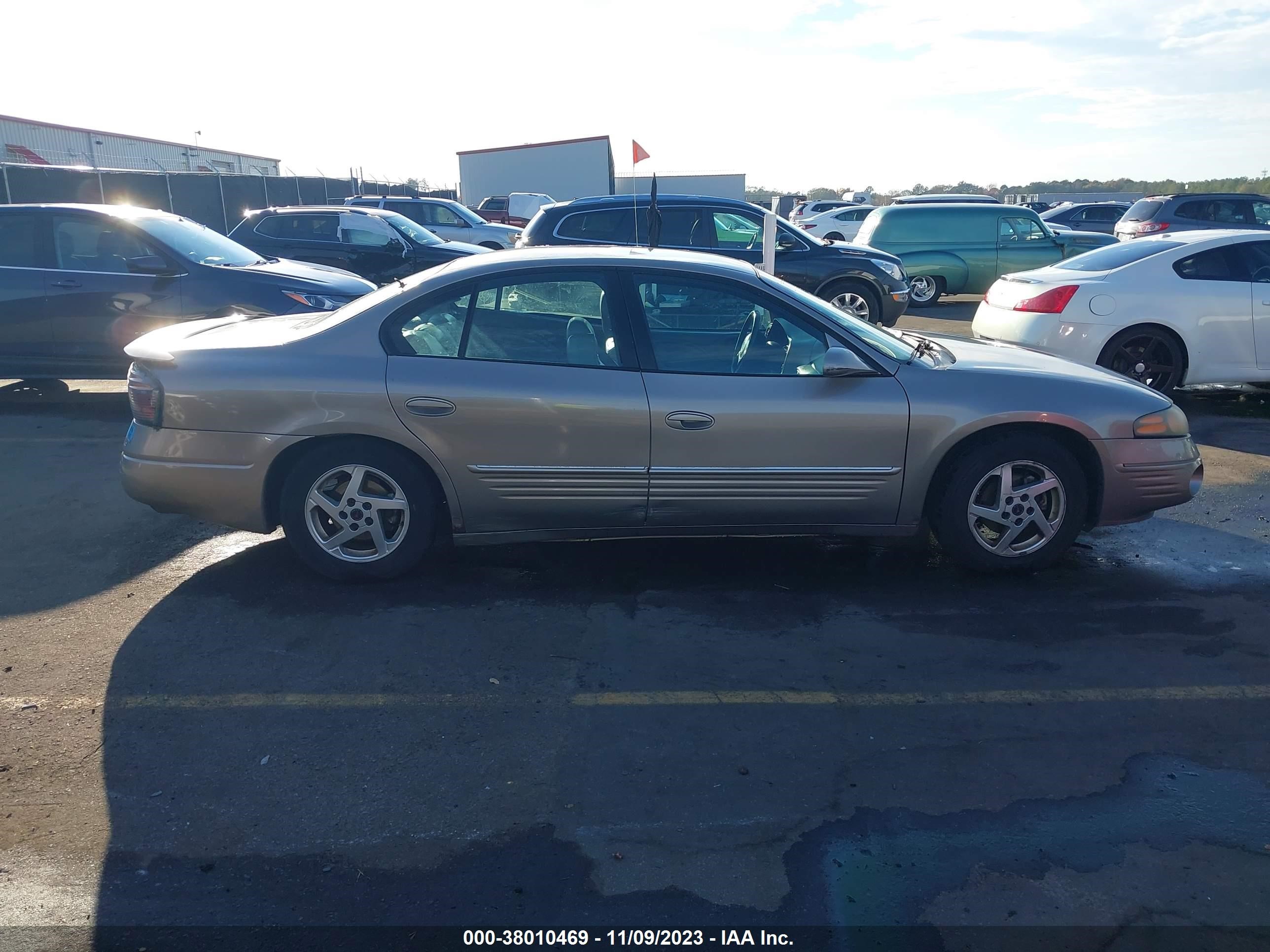 Photo 11 VIN: 1G2HX52K94U257994 - PONTIAC BONNEVILLE 