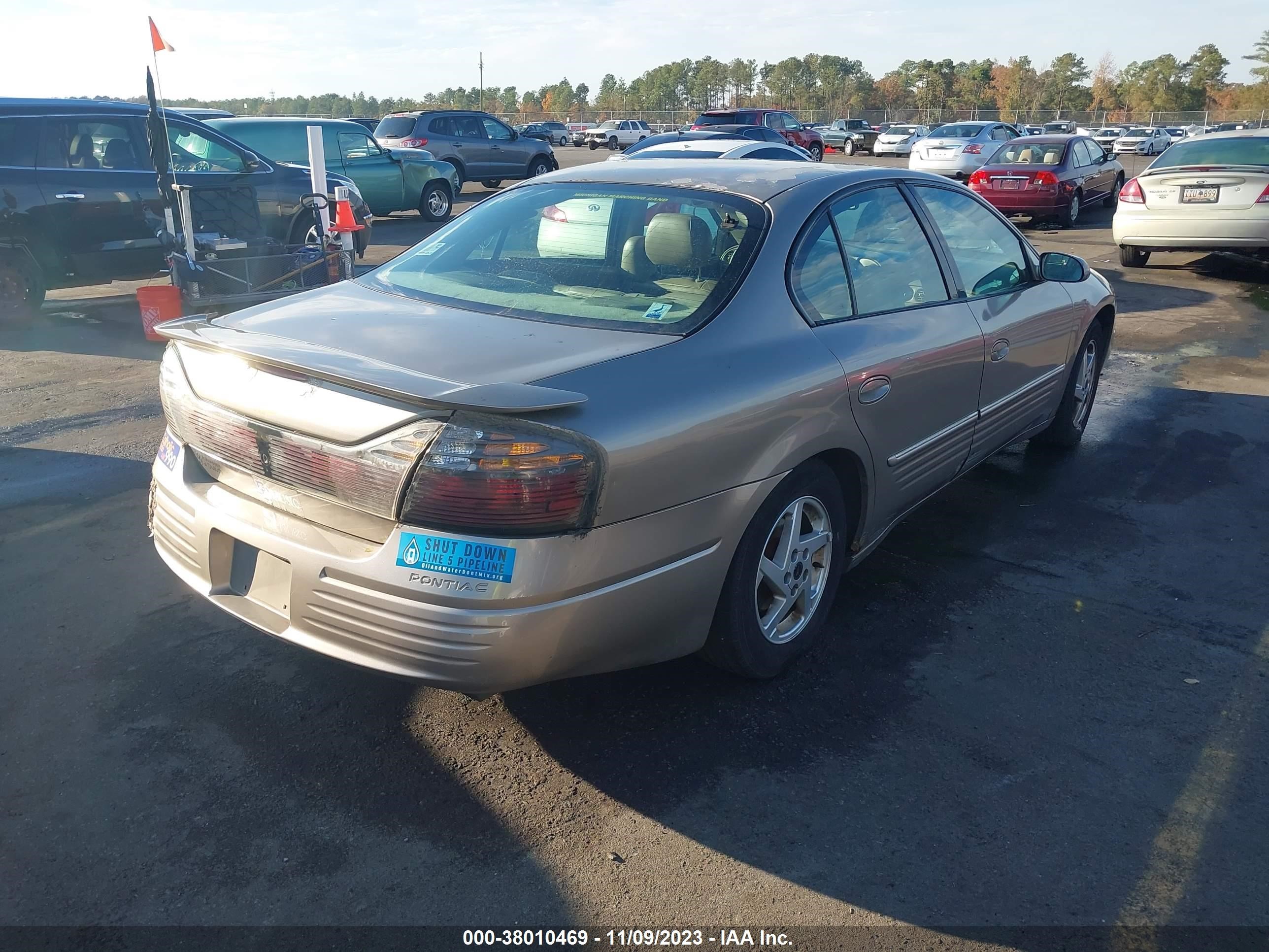 Photo 3 VIN: 1G2HX52K94U257994 - PONTIAC BONNEVILLE 