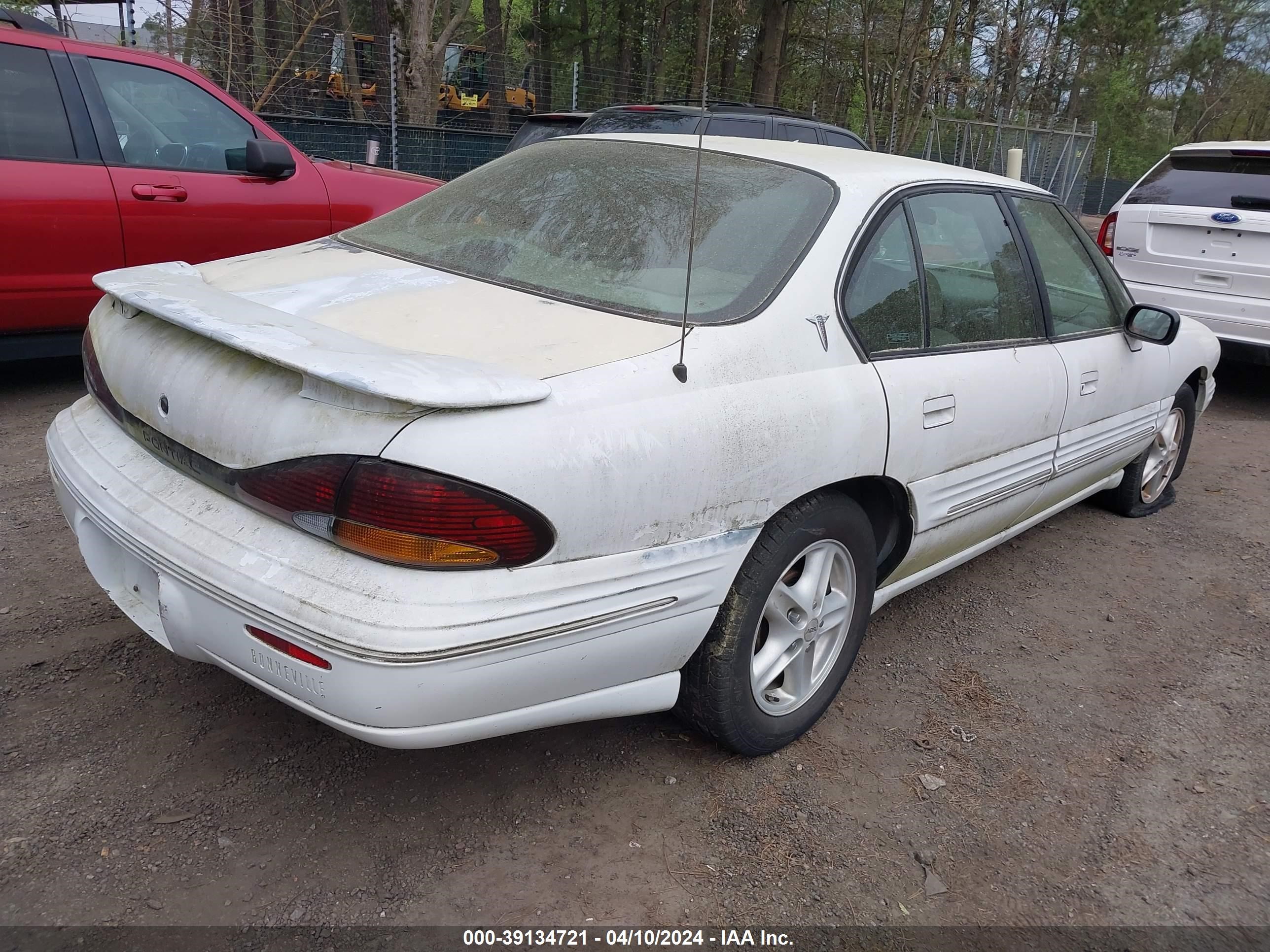 Photo 3 VIN: 1G2HX52K9VH272988 - PONTIAC BONNEVILLE 