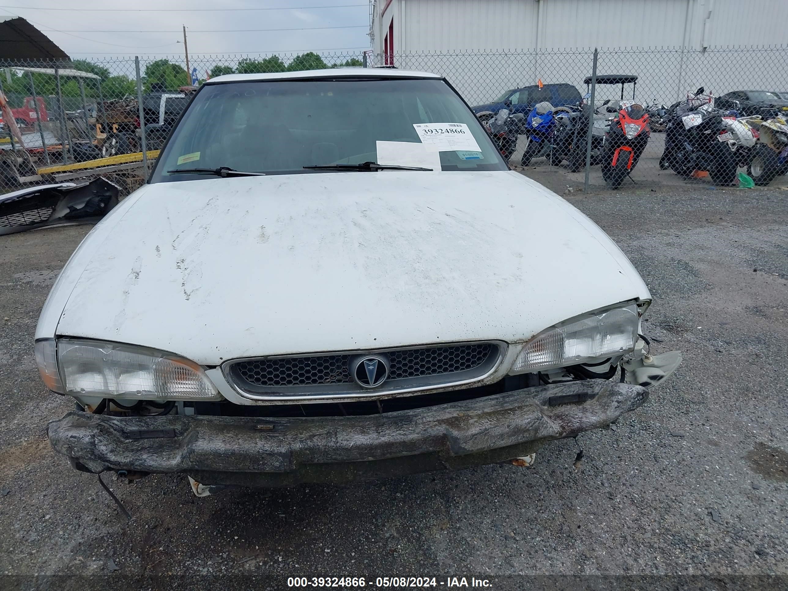 Photo 5 VIN: 1G2HX52L0R4228447 - PONTIAC BONNEVILLE 