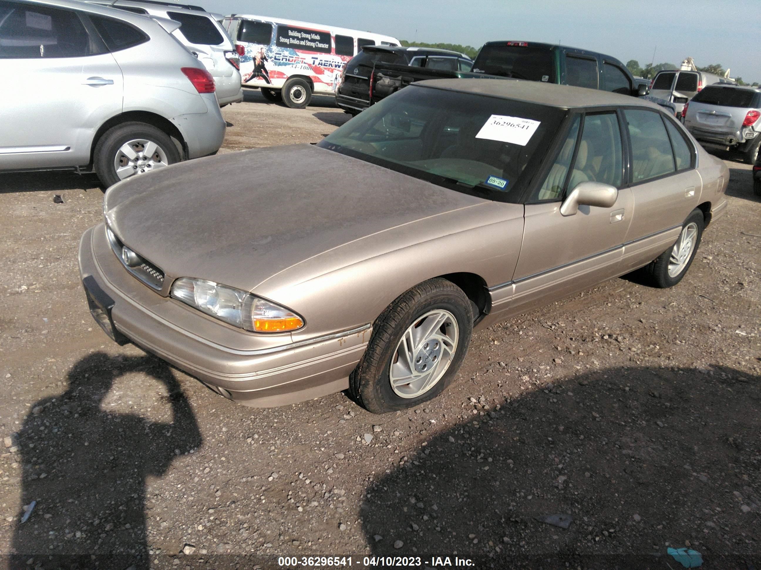 Photo 1 VIN: 1G2HX52L0R4249752 - PONTIAC BONNEVILLE 