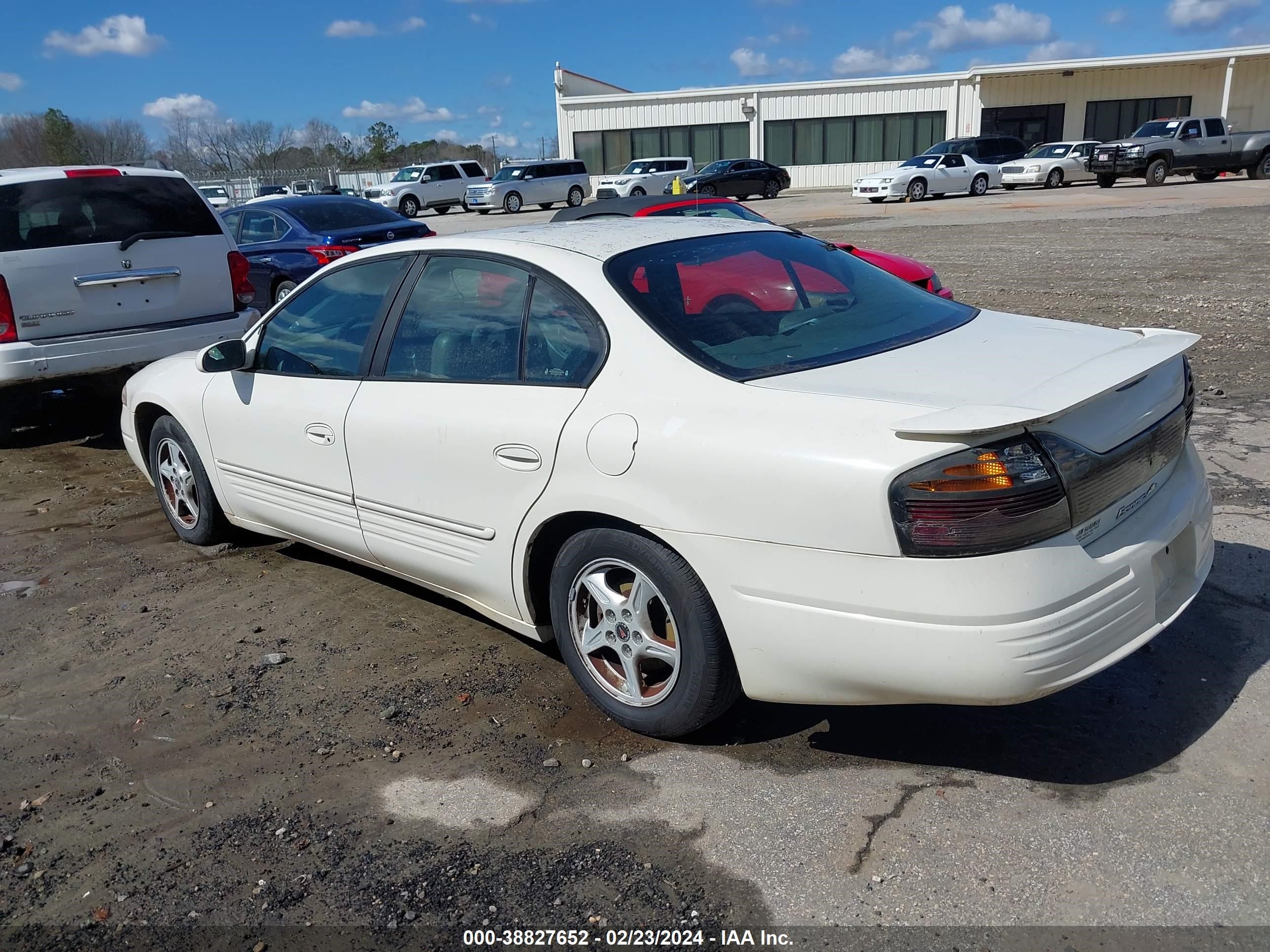 Photo 2 VIN: 1G2HX54K124189071 - PONTIAC BONNEVILLE 